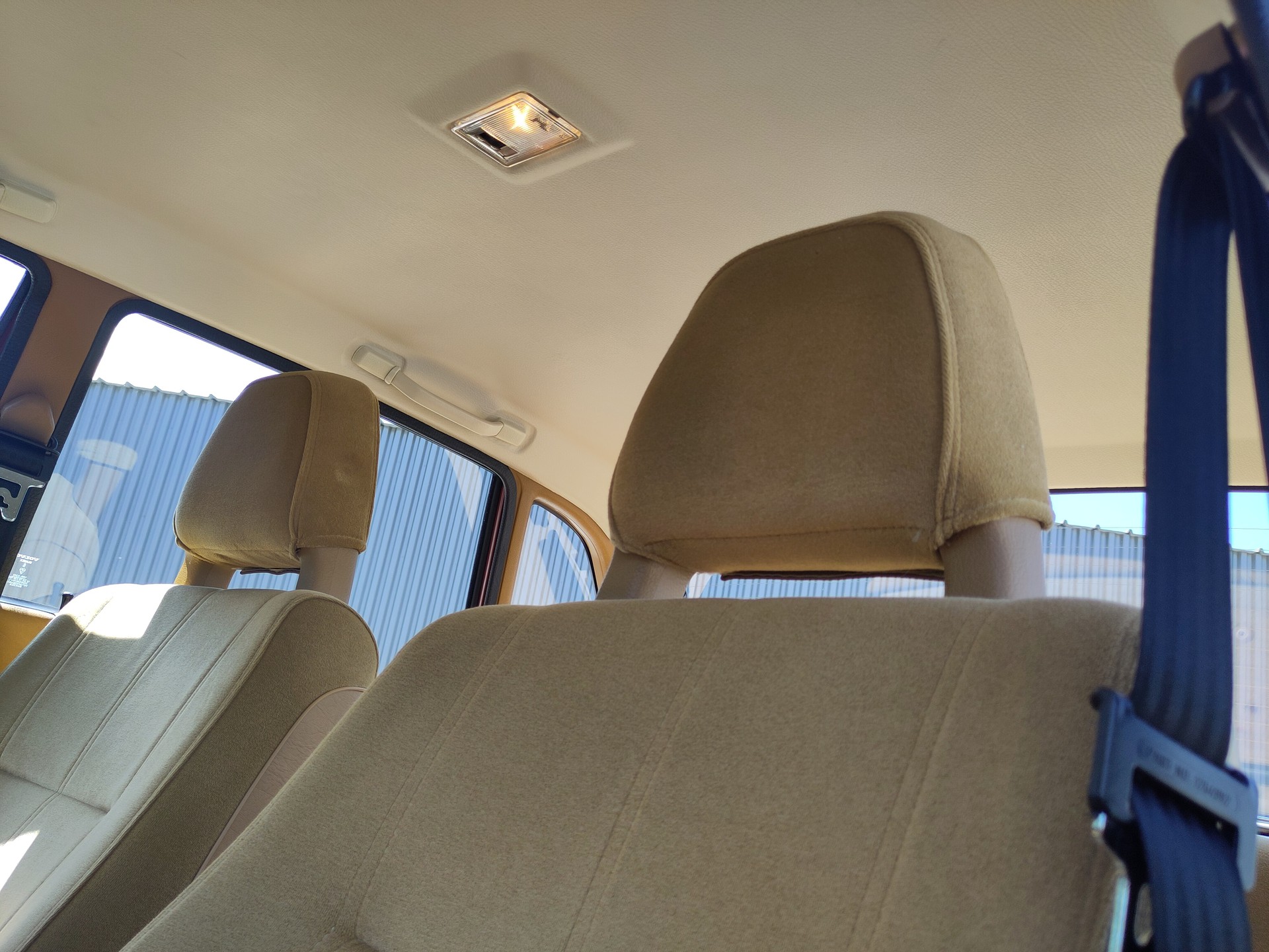 VOLVO 240 2.3 GL-image-7