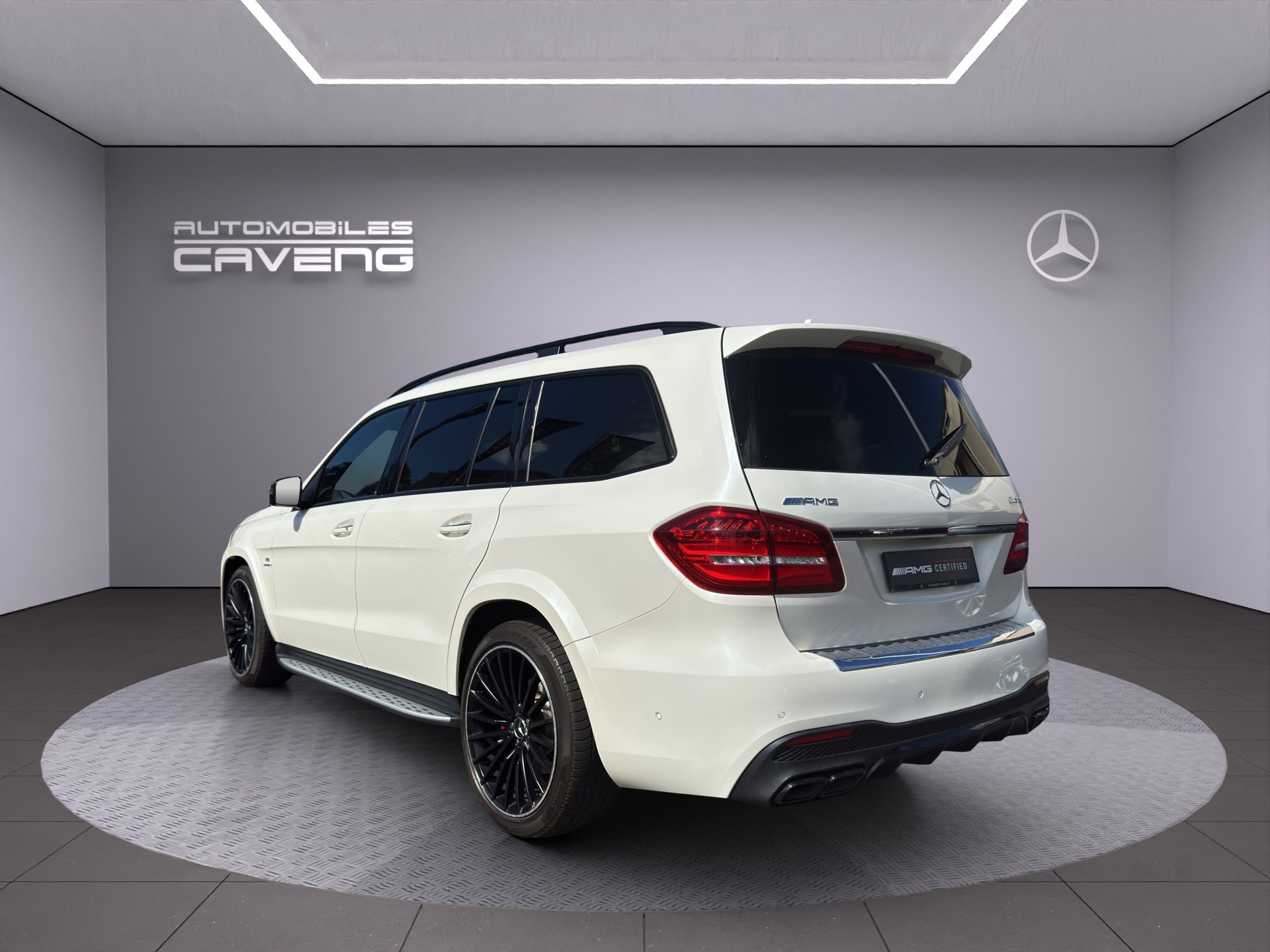 MERCEDES-BENZ GLS 63 AMG 4Matic Speedshift Plus 7G-Tronic-showroom-element-2