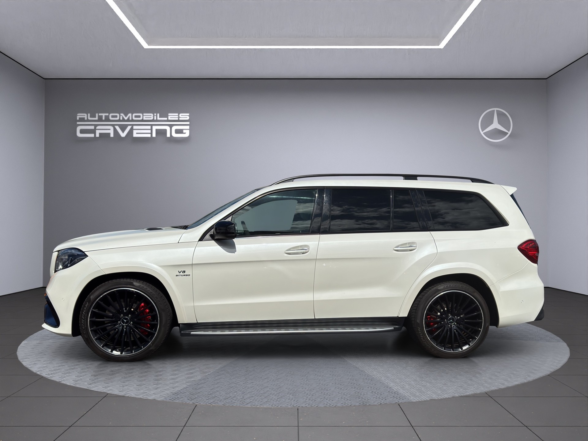 MERCEDES-BENZ GLS 63 AMG 4Matic Speedshift Plus 7G-Tronic-showroom-element-1