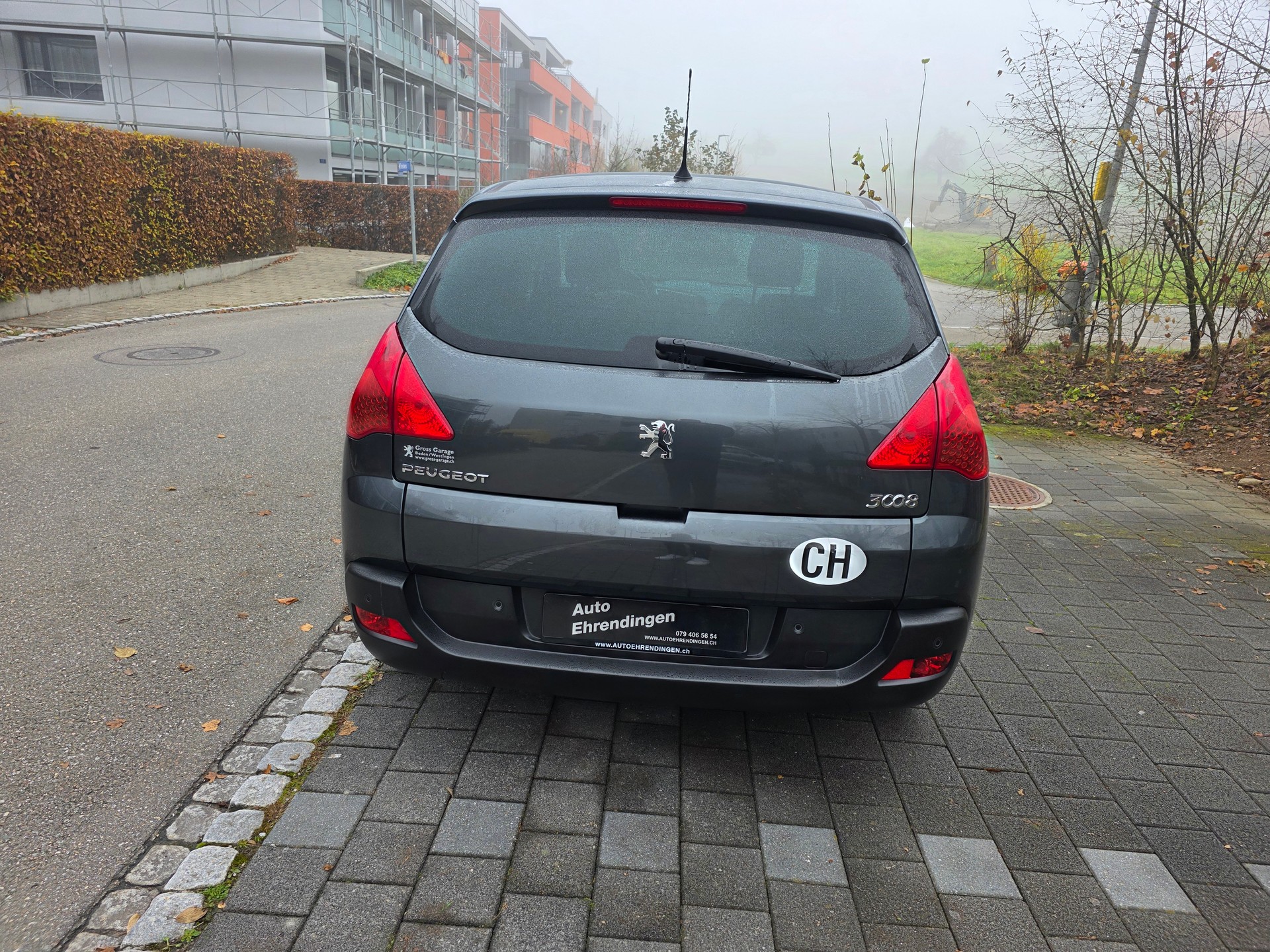 PEUGEOT 3008 2.0 HDI Business-image-5
