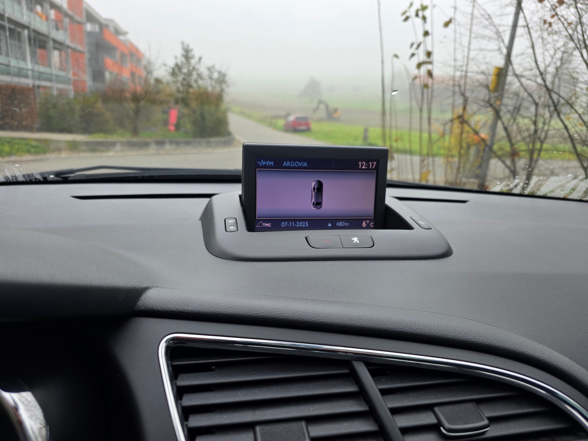 PEUGEOT 3008 2.0 HDI Business-image-13