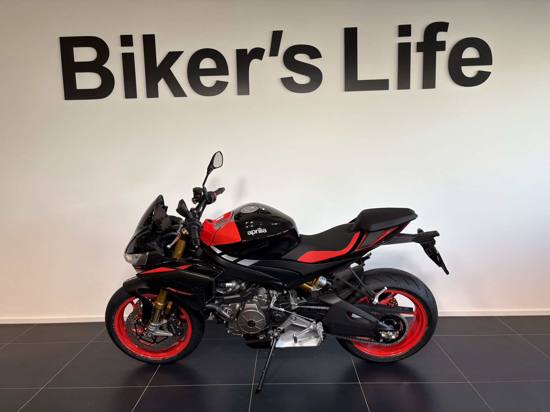 APRILIA Tuono 660 Factory-image-1