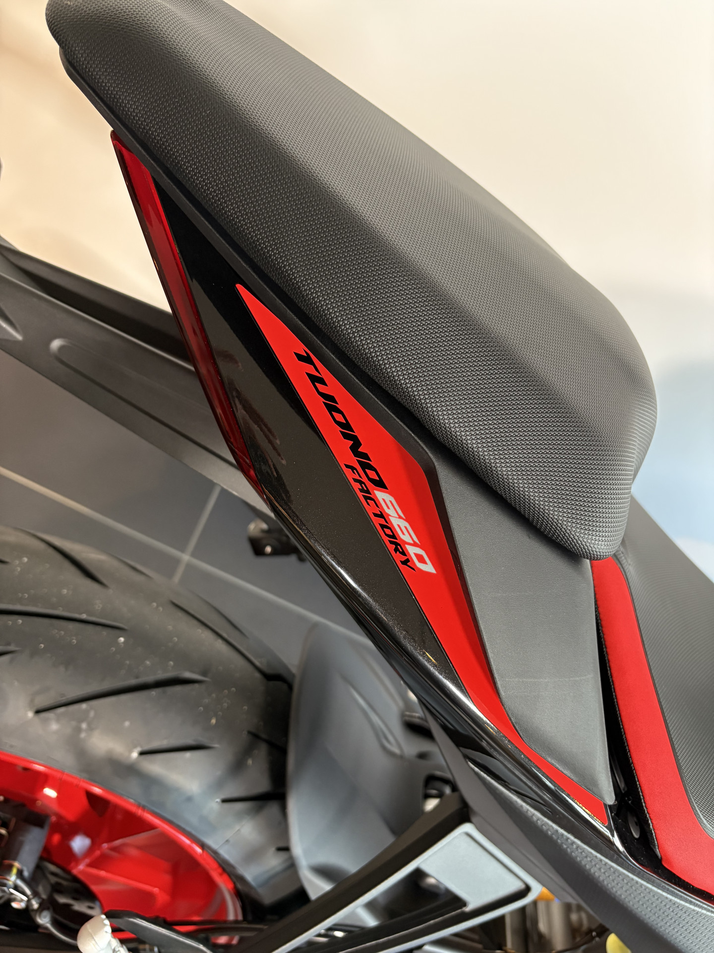 APRILIA Tuono 660 Factory-image-3