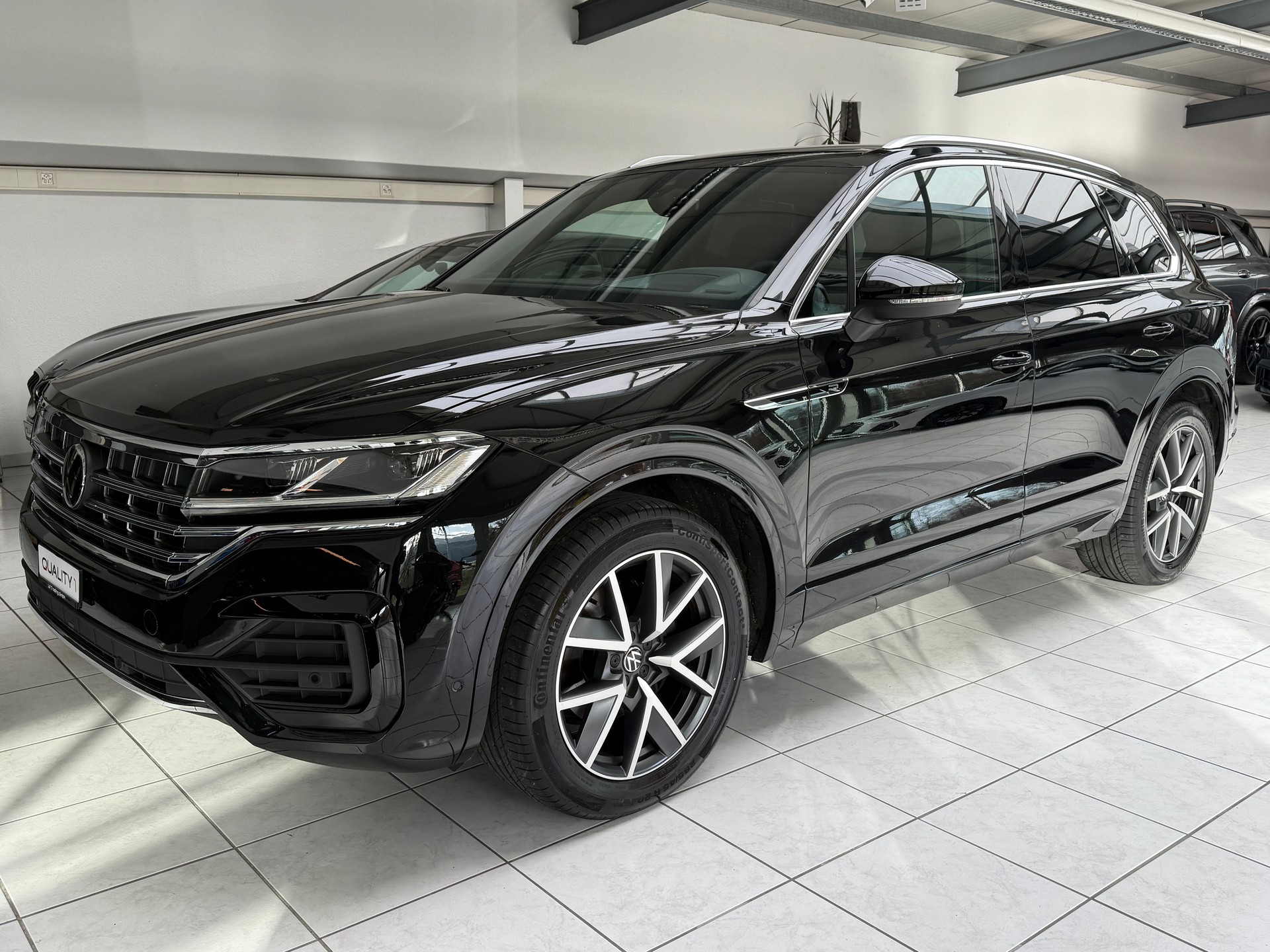 VW Touareg 3.0 TDI R Line Tiptronic