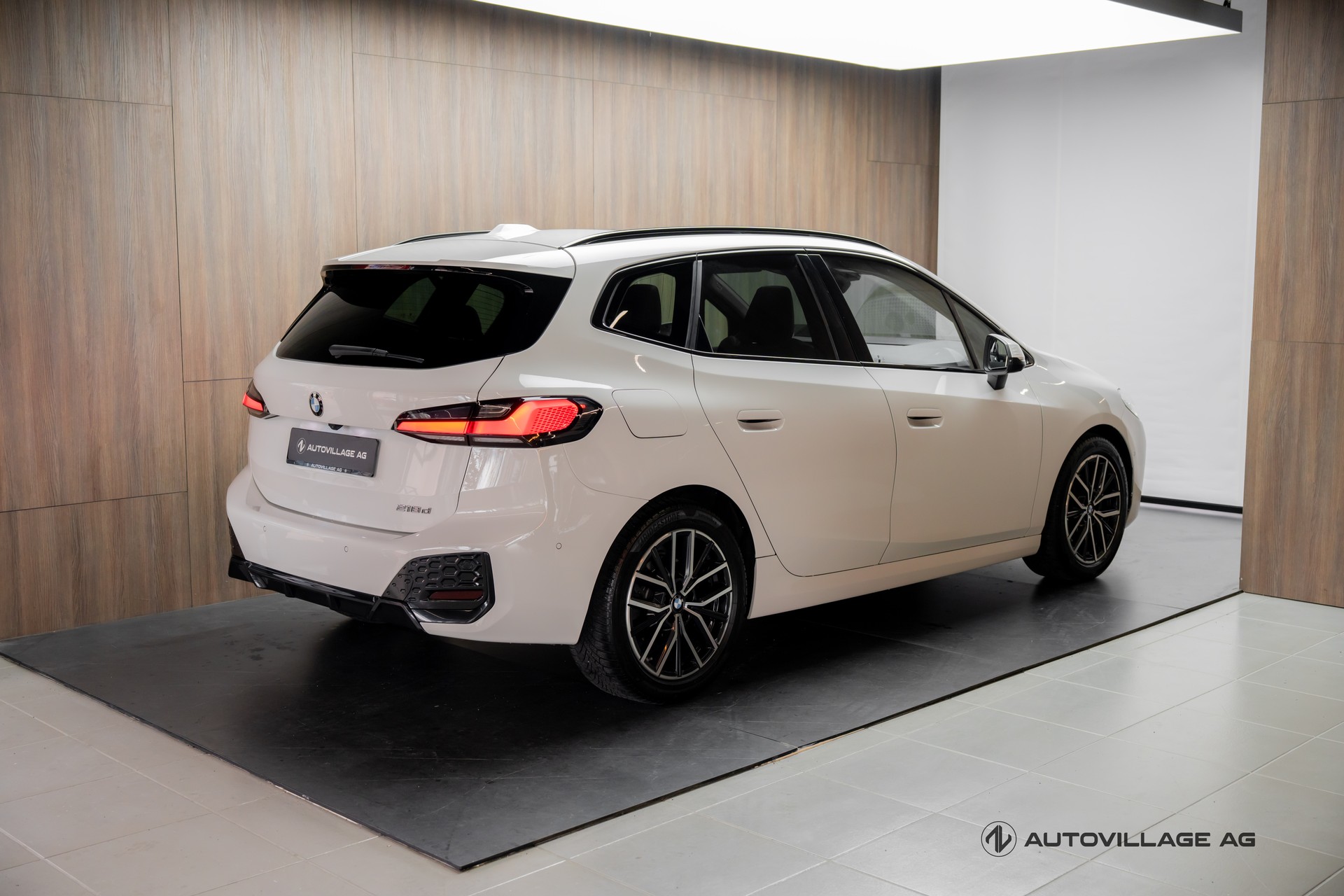 BMW 218d Active Tourer M Sport DKG-image-1