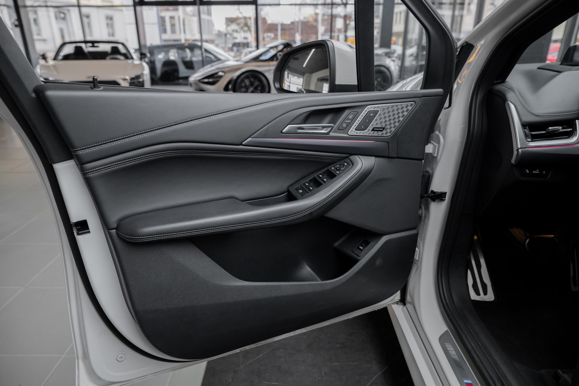 BMW 218d Active Tourer M Sport DKG-image-21