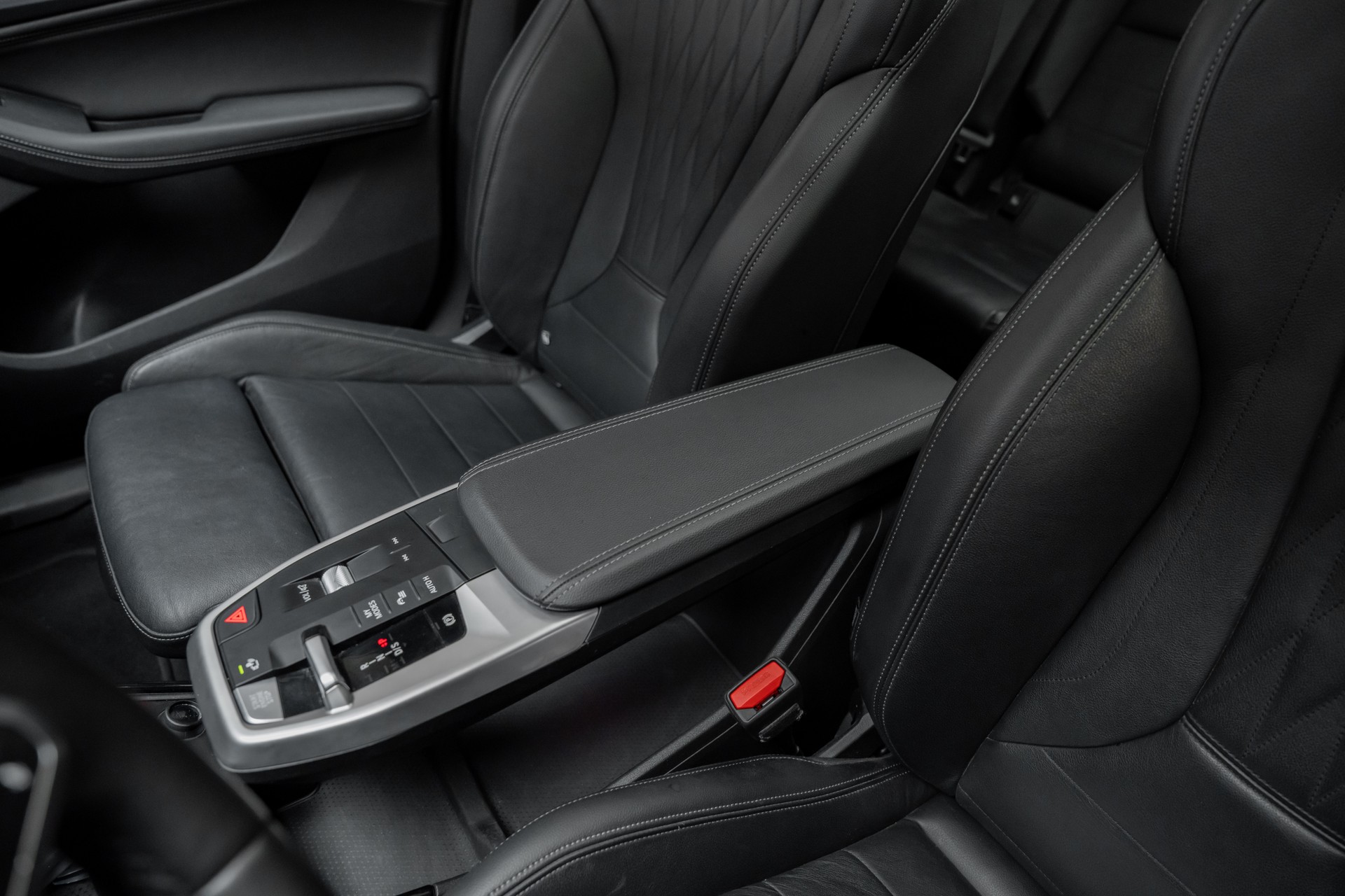 BMW 218d Active Tourer M Sport DKG-image-14