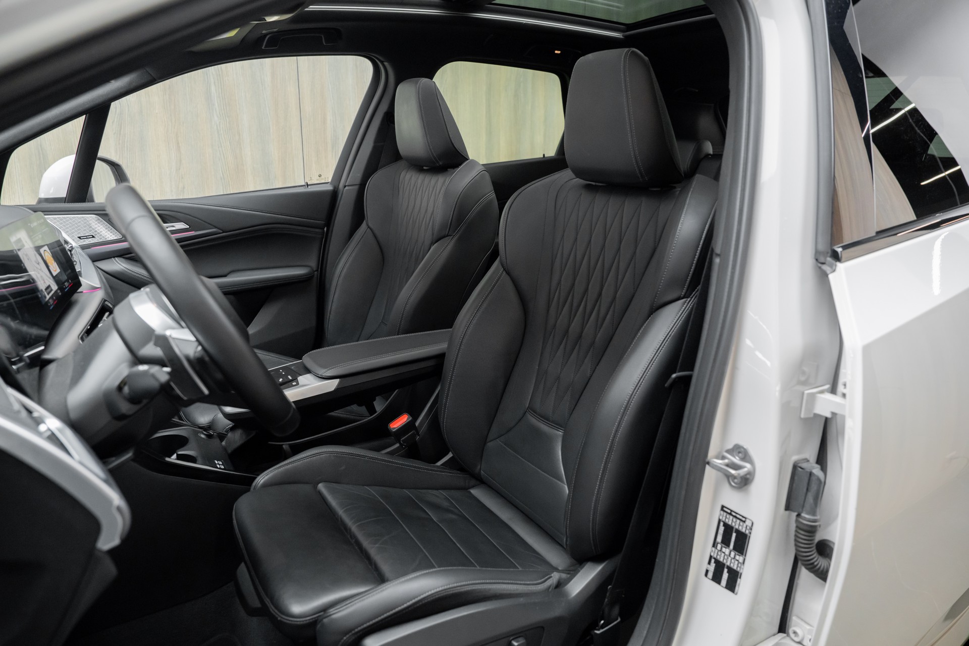 BMW 218d Active Tourer M Sport DKG-image-5