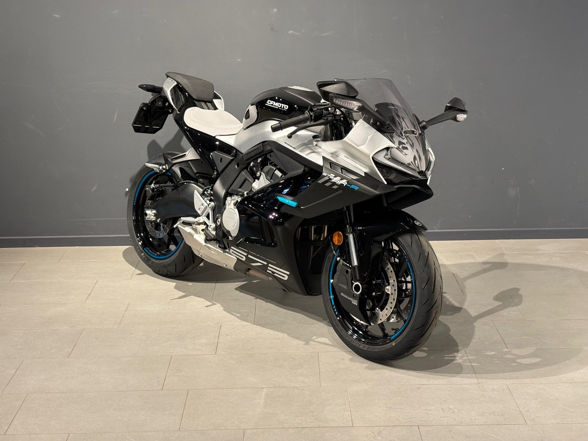 CF MOTO 675 SR-R-image-1