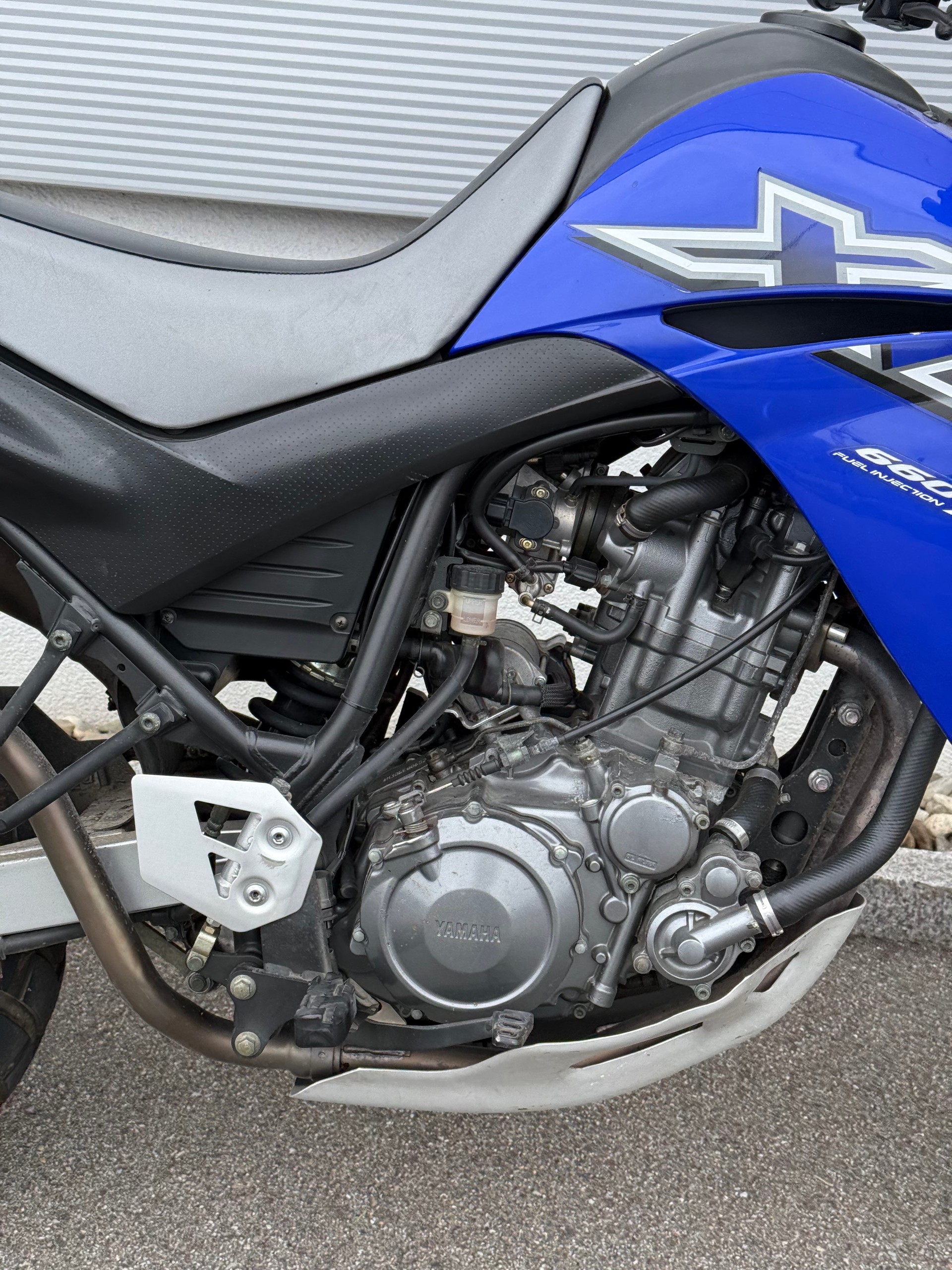 YAMAHA XT 660 R (35 kW/25 kW)-image-4