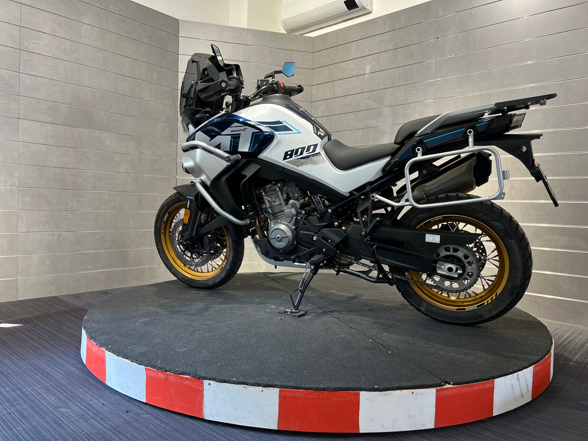 CF MOTO 800 MT Explorer-image-2