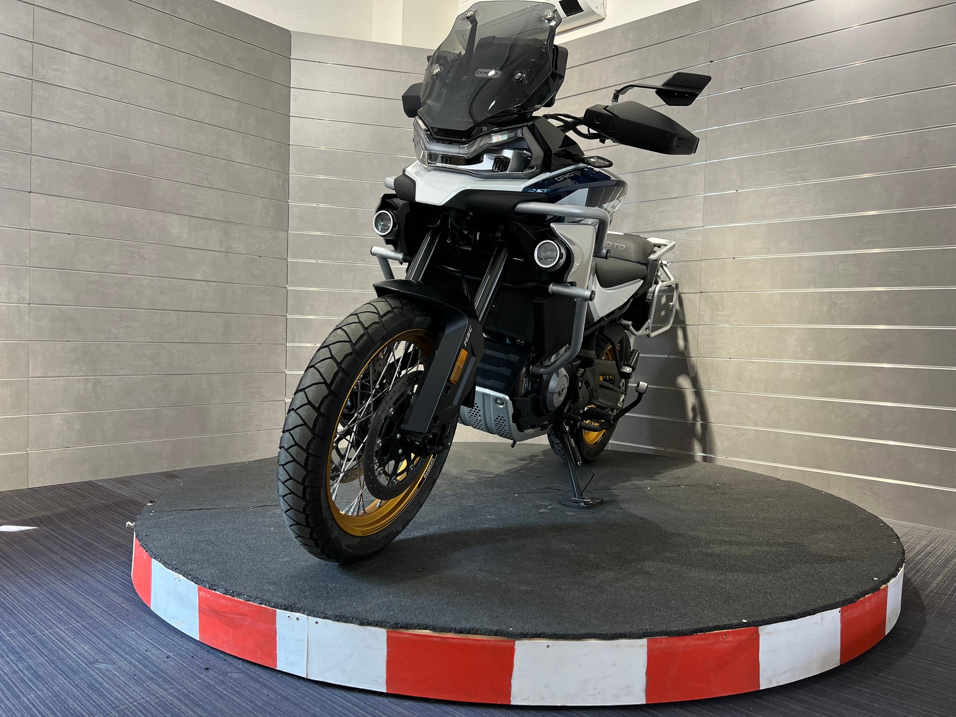 CF MOTO 800 MT Explorer-image-0