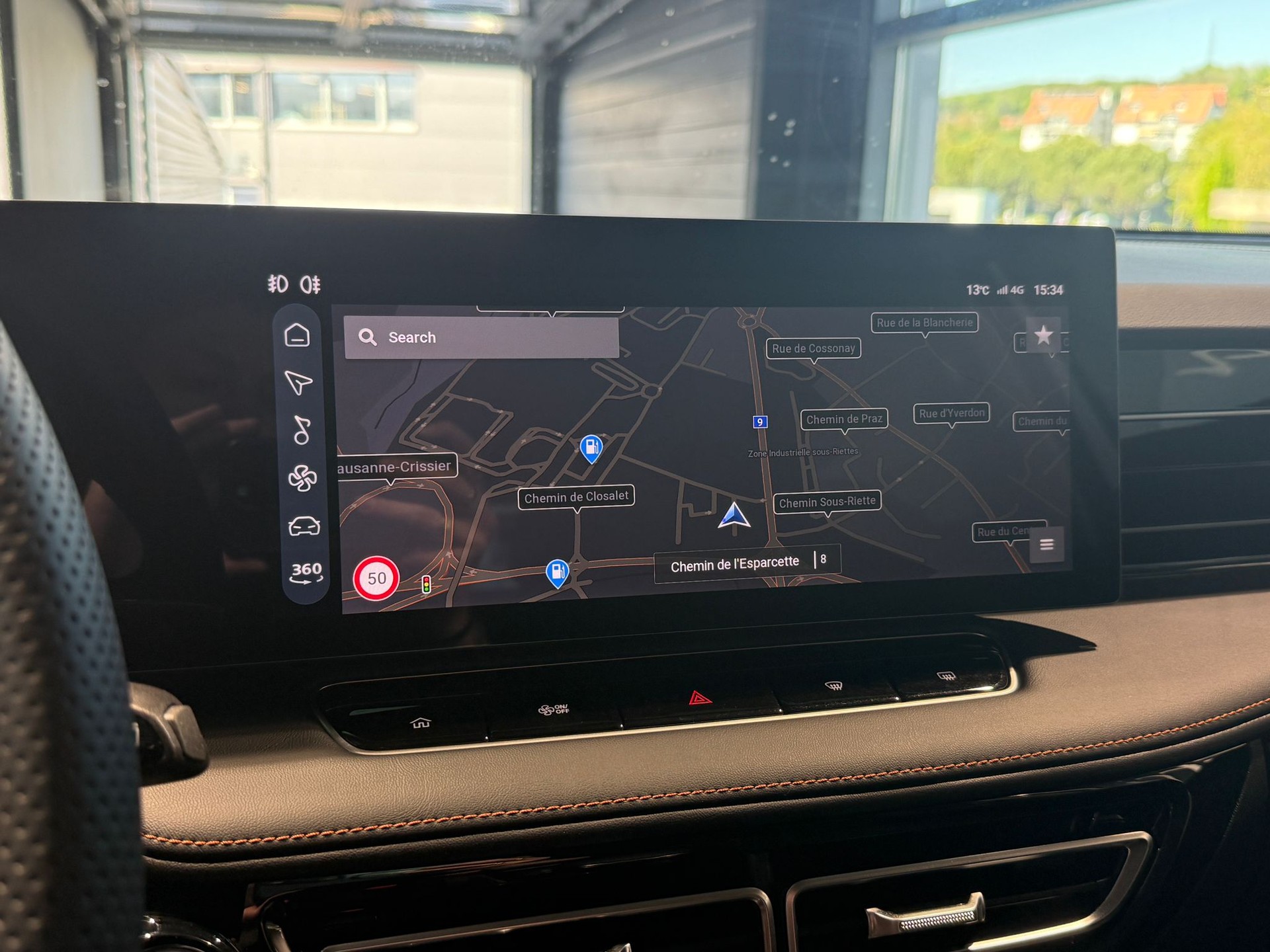 MG HS 1.5 T HEV Luxury-image-16