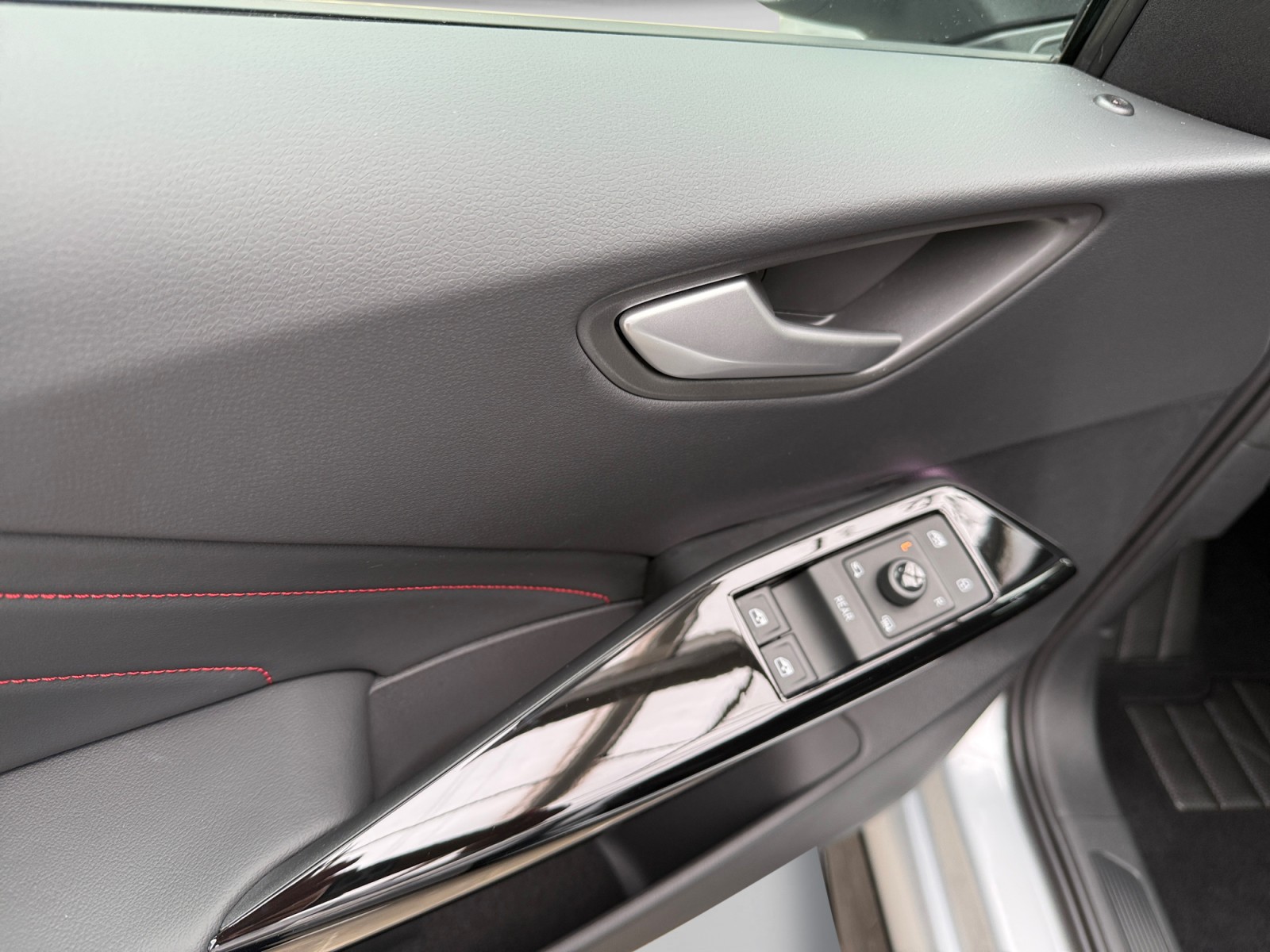 VW ID.3 GTX Performance 79 kWh-image-10