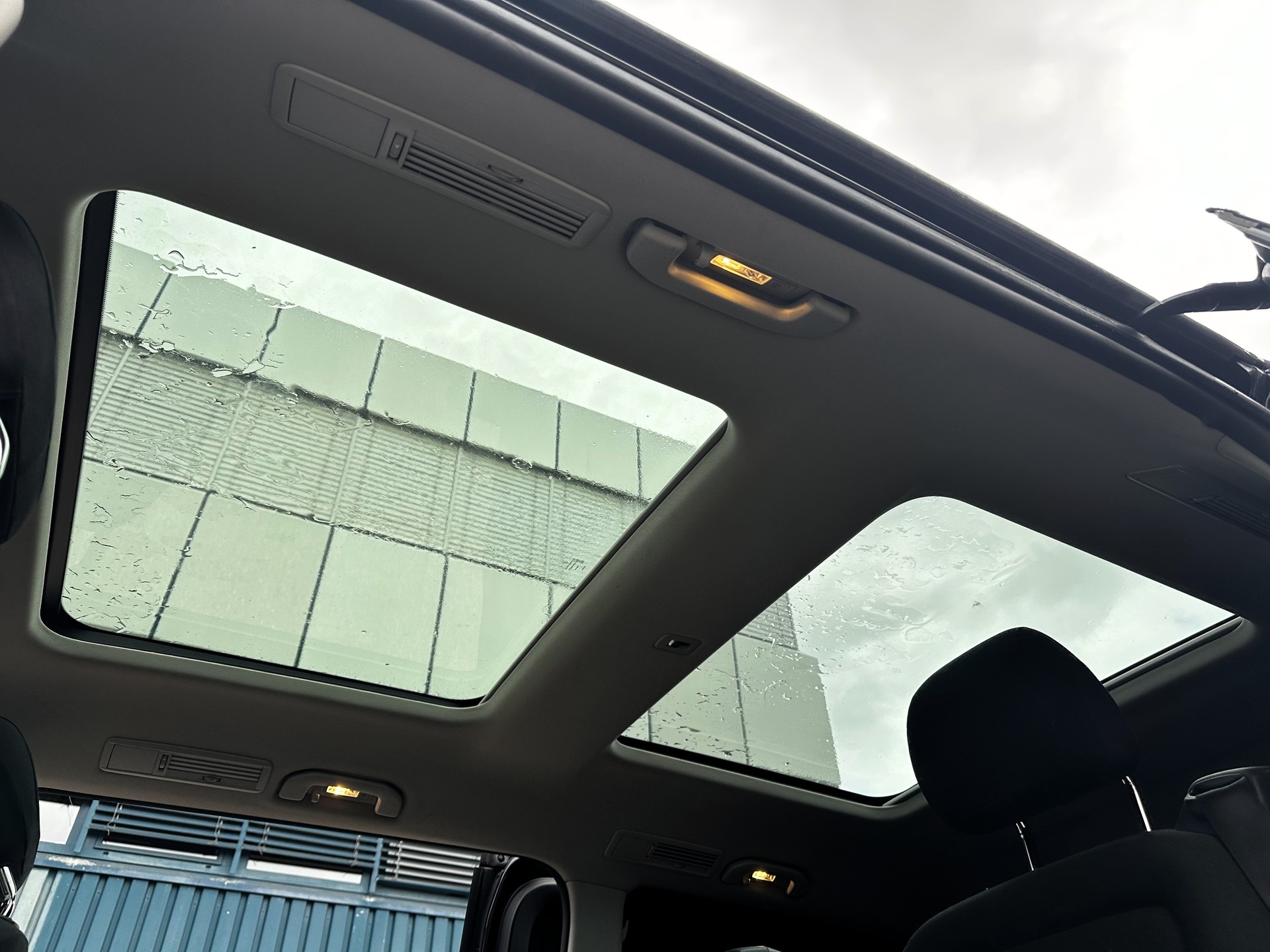 MERCEDES-BENZ V 250 d Avantgarde lang 4Matic 7G-Tronic-image-16