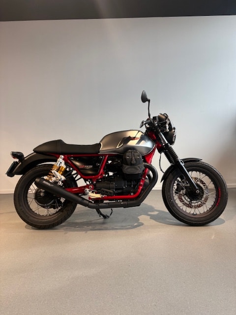 MOTO GUZZI V7 III Racer 750 ABS-image-1