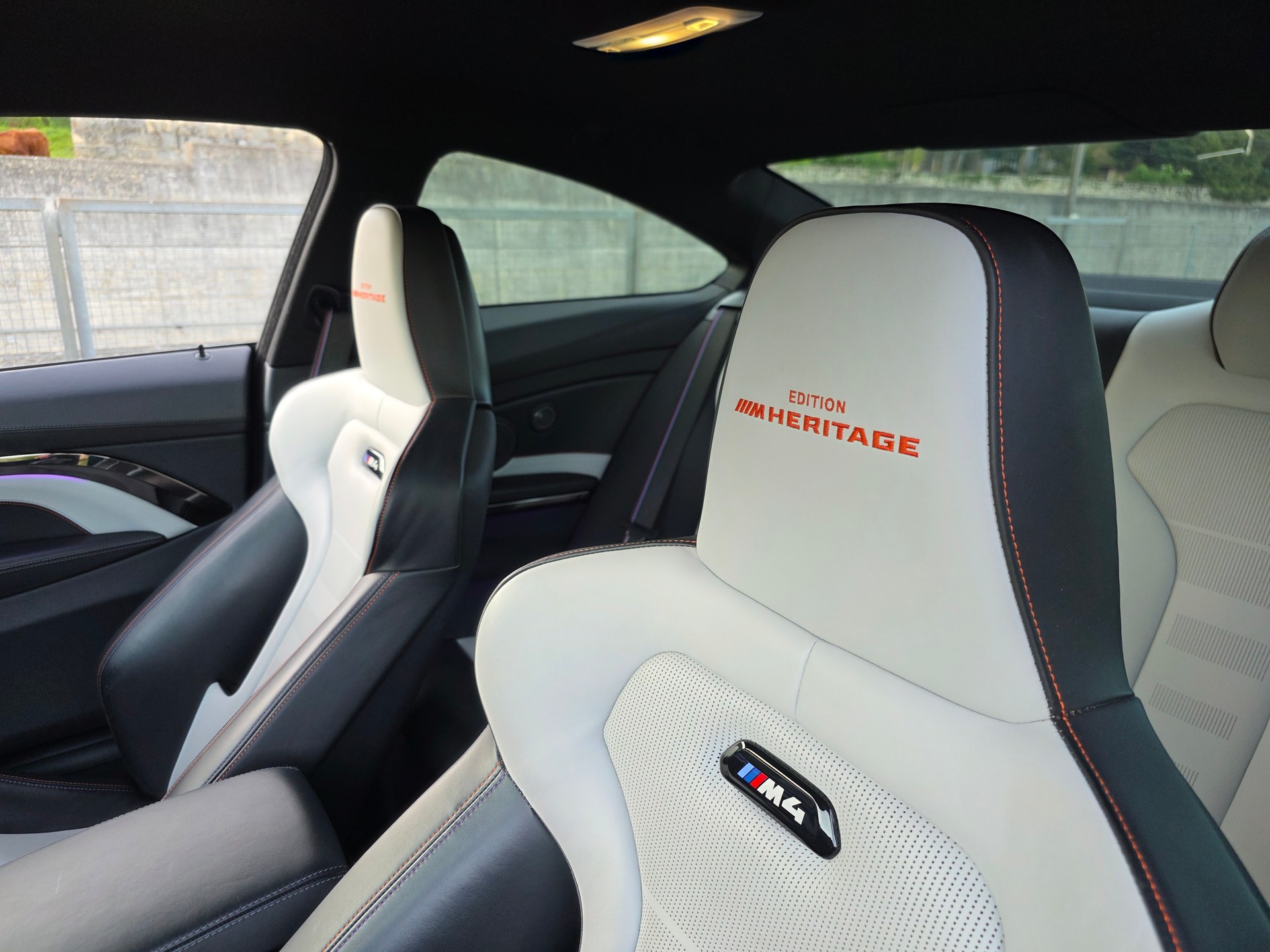 BMW M4 Coupé Heritage Edition DKG-image-10