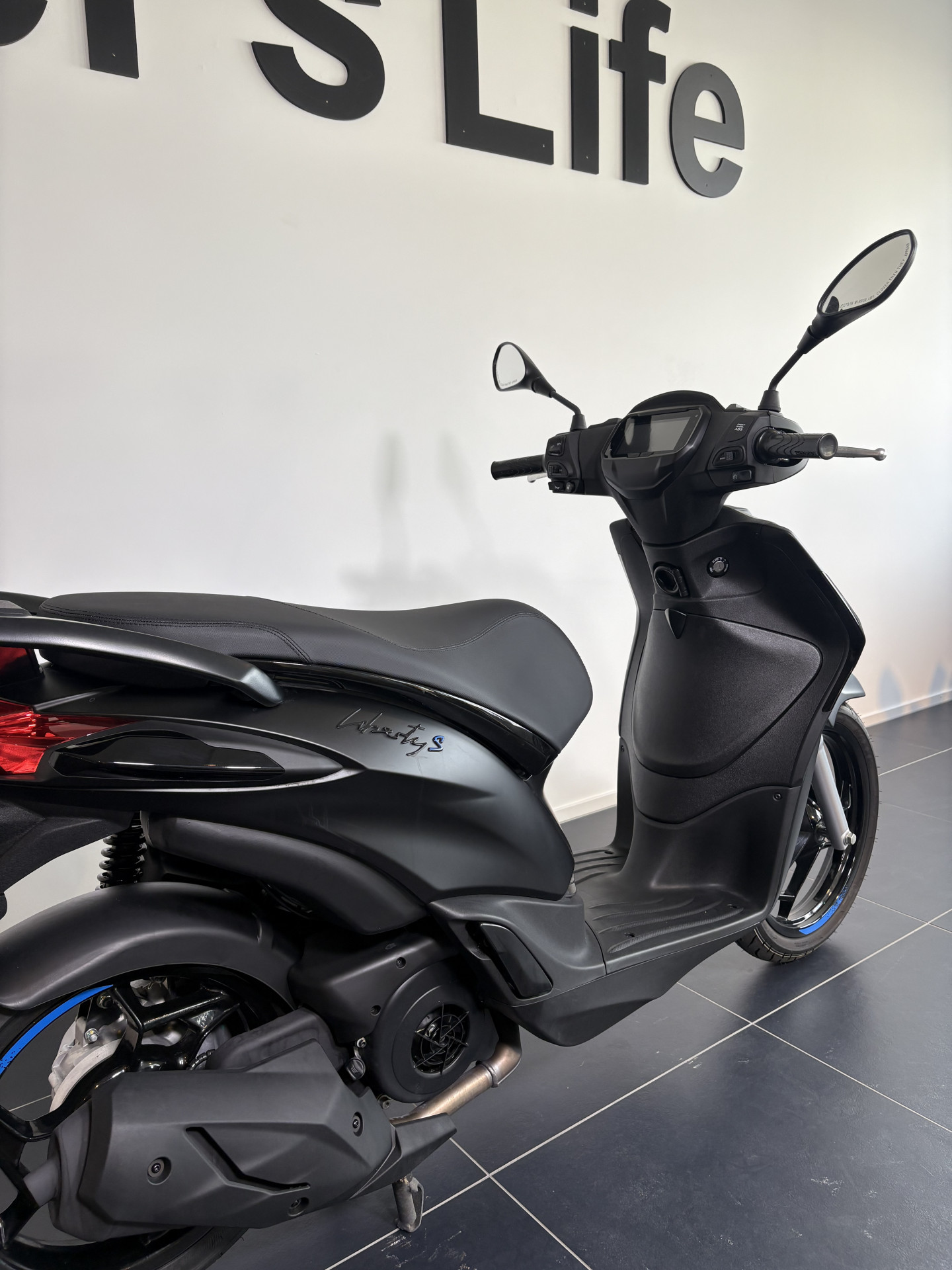 PIAGGIO Liberty 125 Sport-image-3