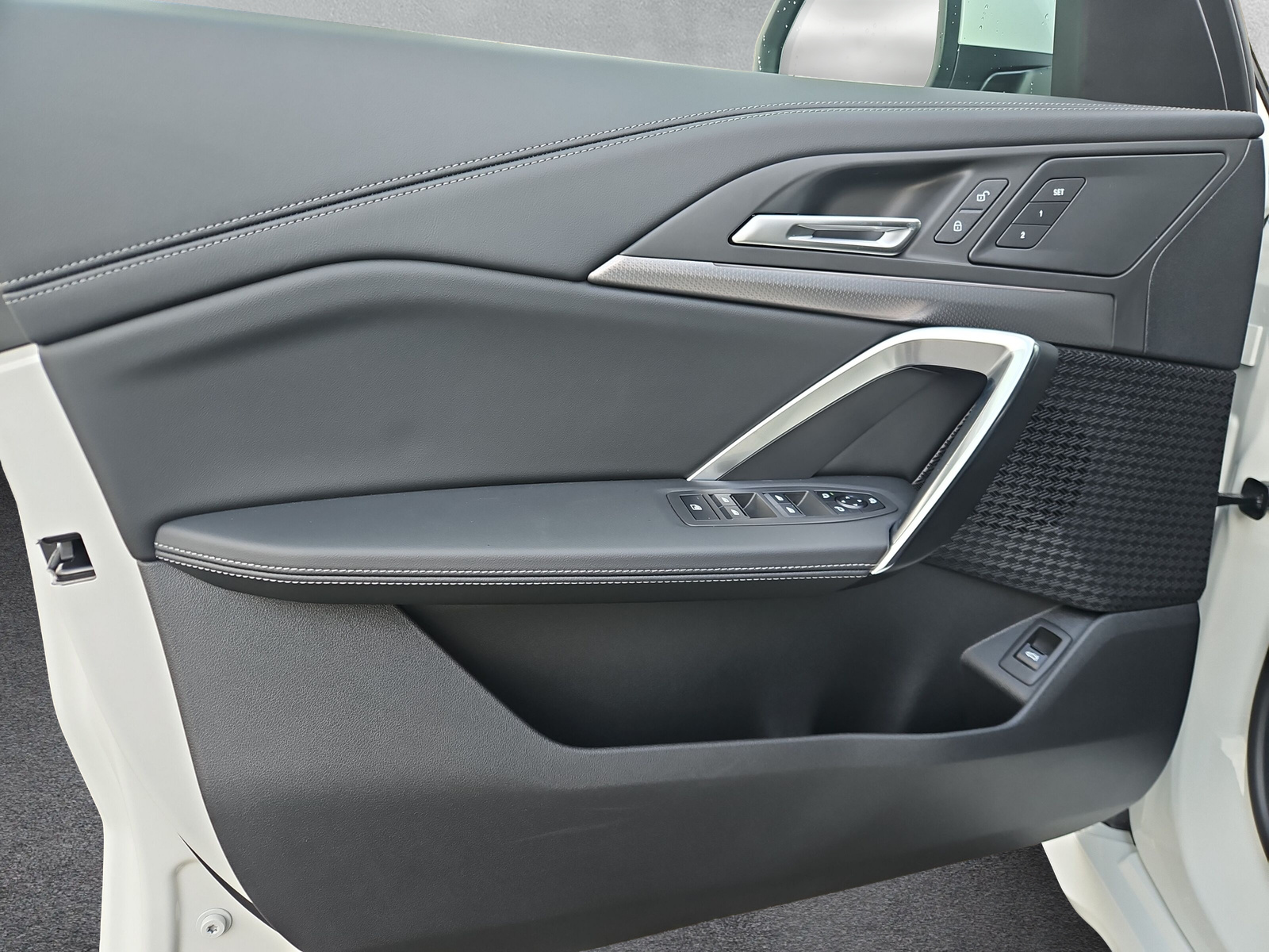 BMW X1 xDrive 20d 48V M Sport-image-20