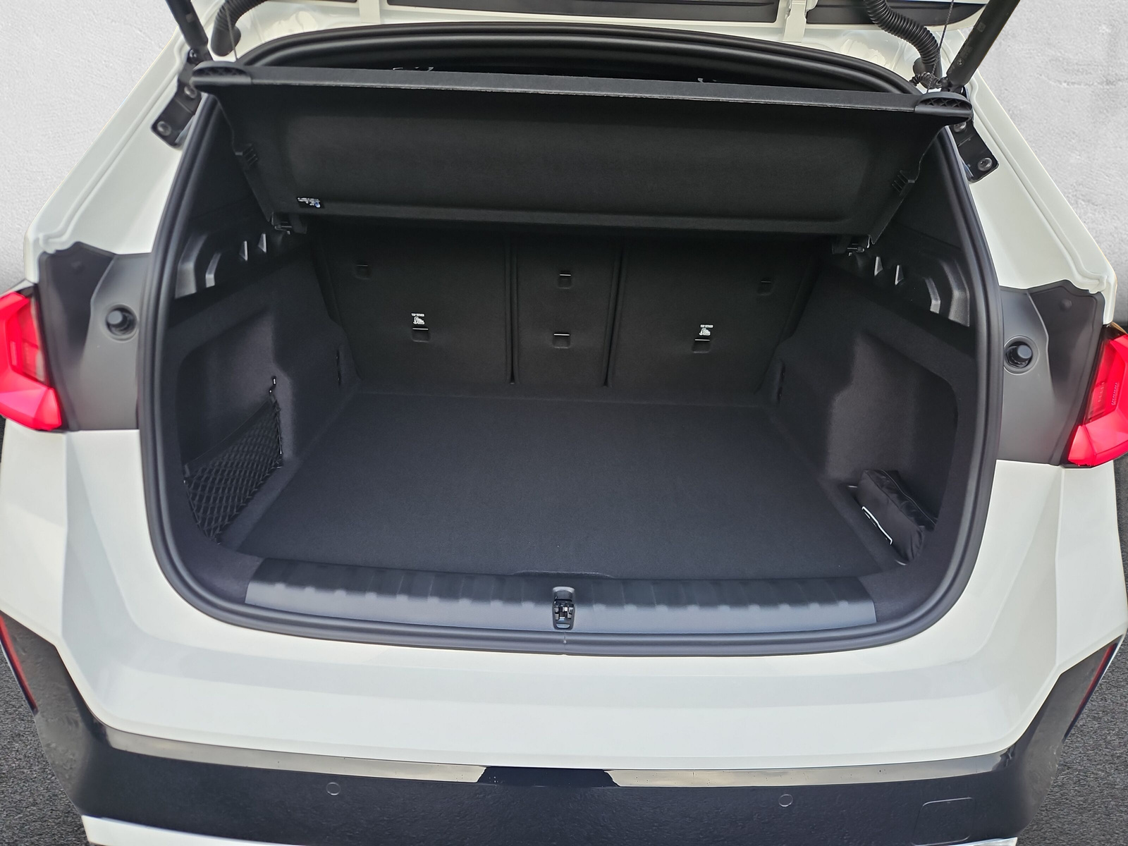 BMW X1 xDrive 20d 48V M Sport-image-14