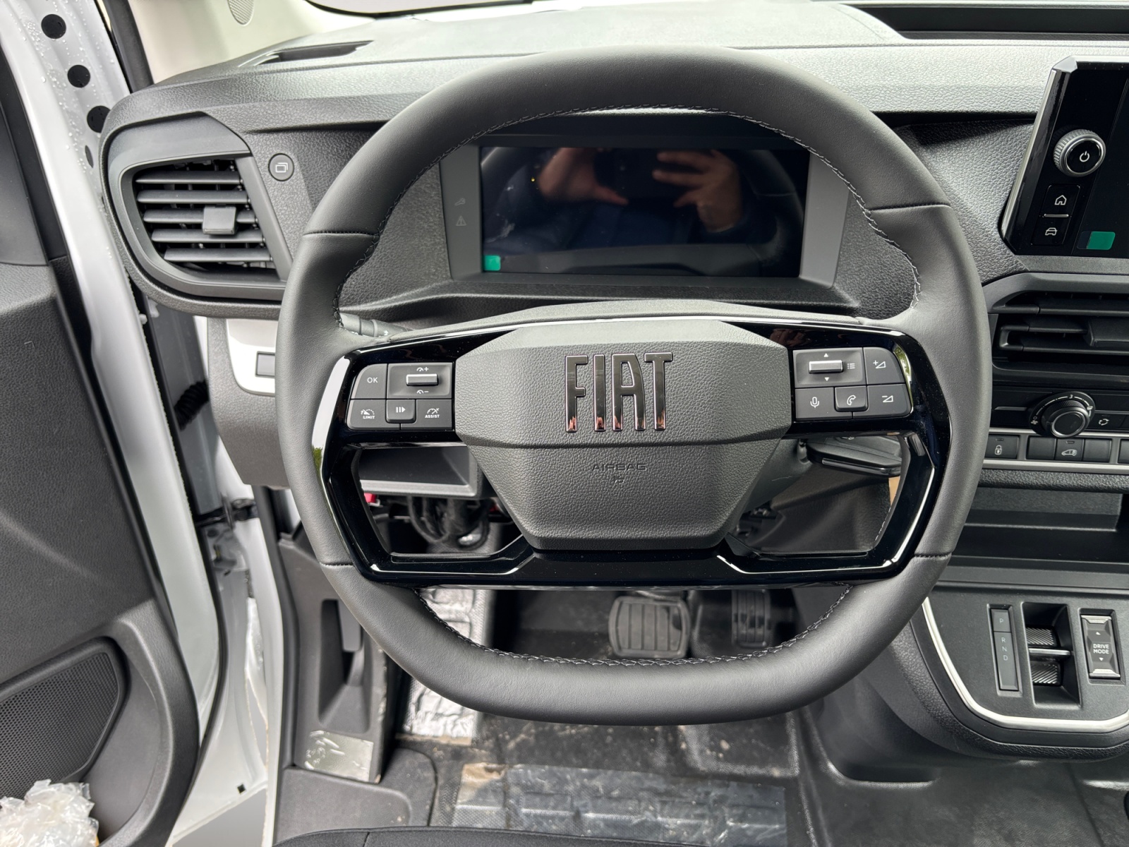 FIAT Scudo 2.2 BlueHDi L3 EAT8-image-9