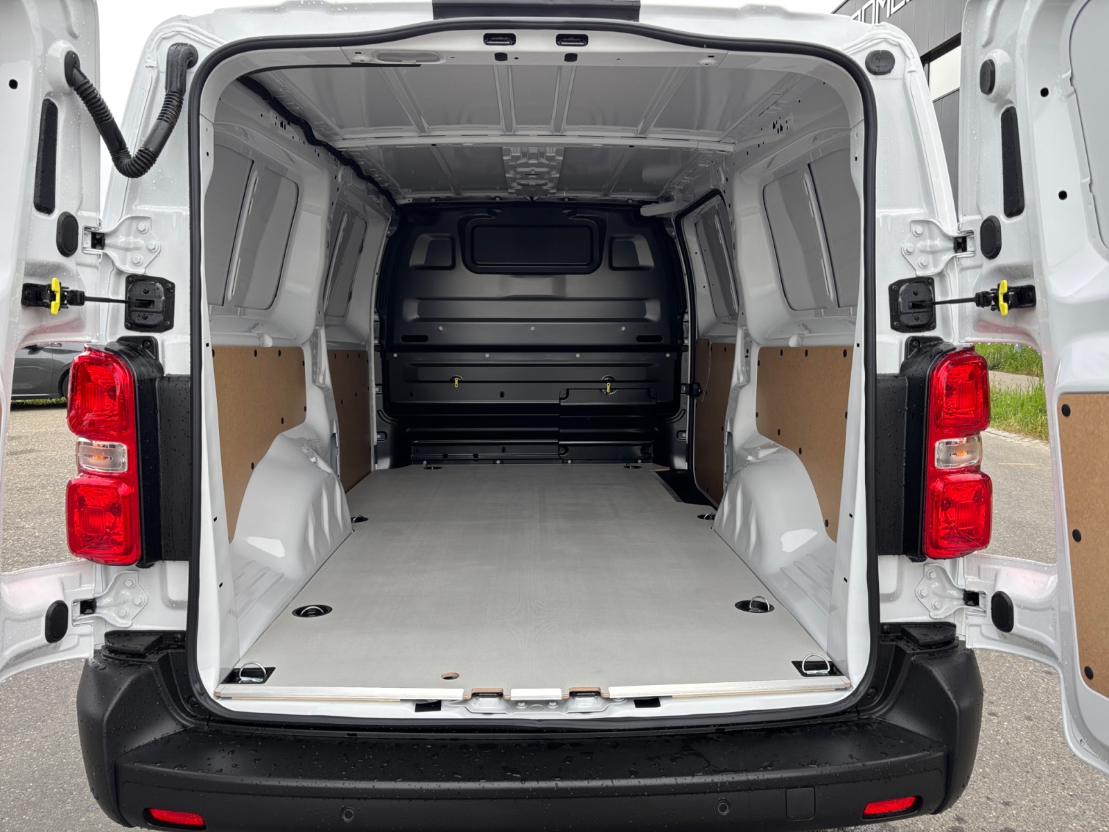 FIAT Scudo 2.2 BlueHDi L3 EAT8-image-5
