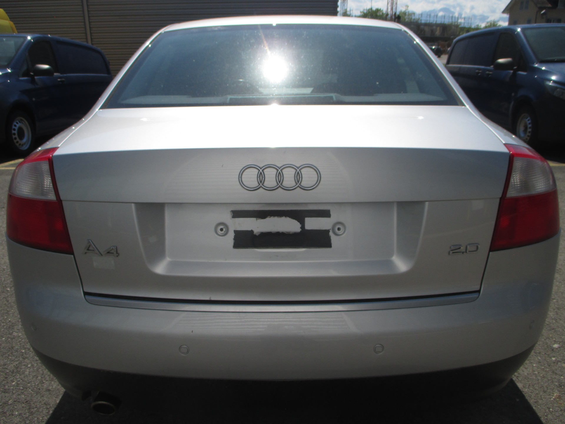 AUDI A4 2.0-image-4