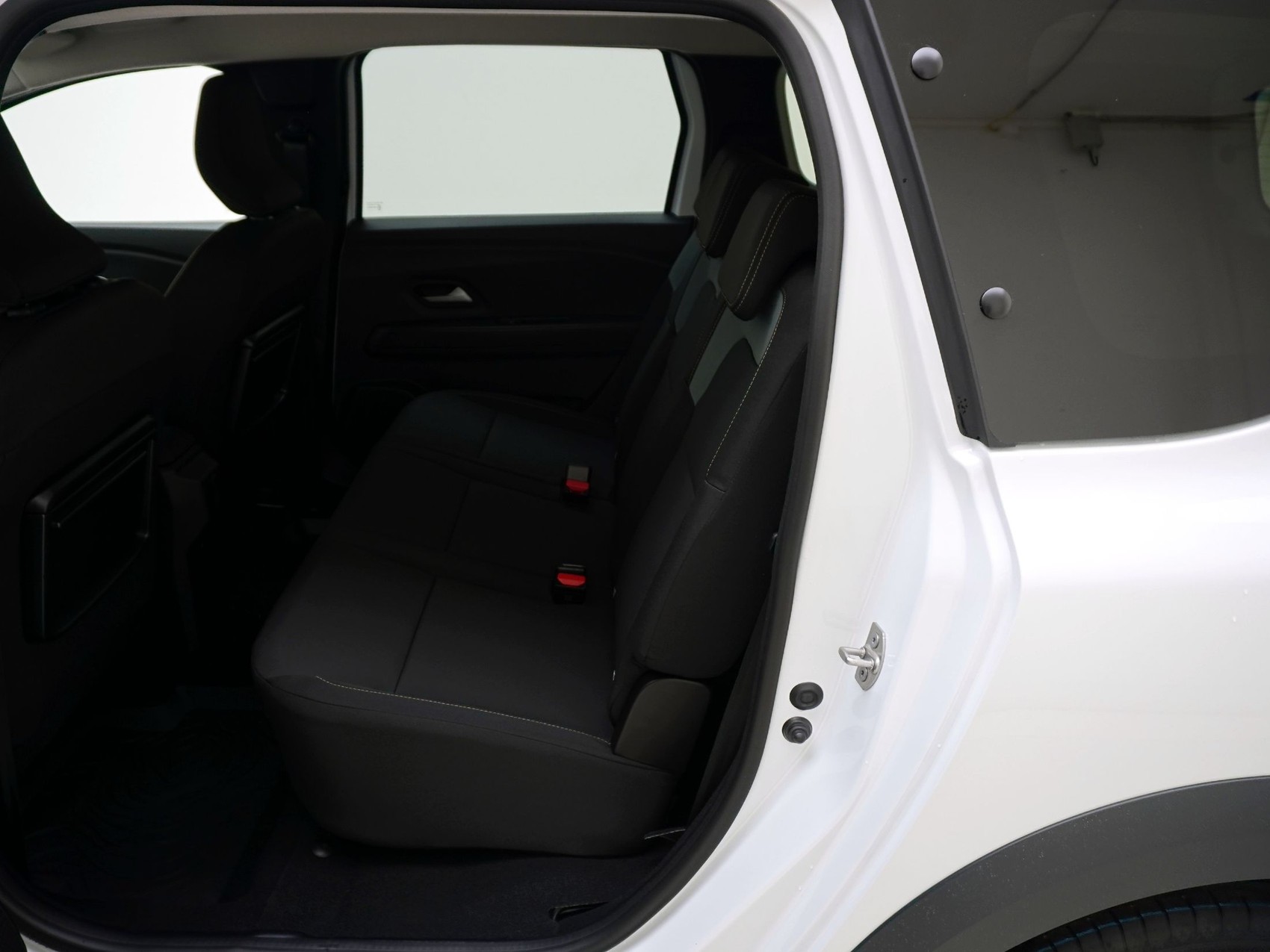 DACIA Jogger 1.8 Hybrid Extreme 7Plätzer-image-13