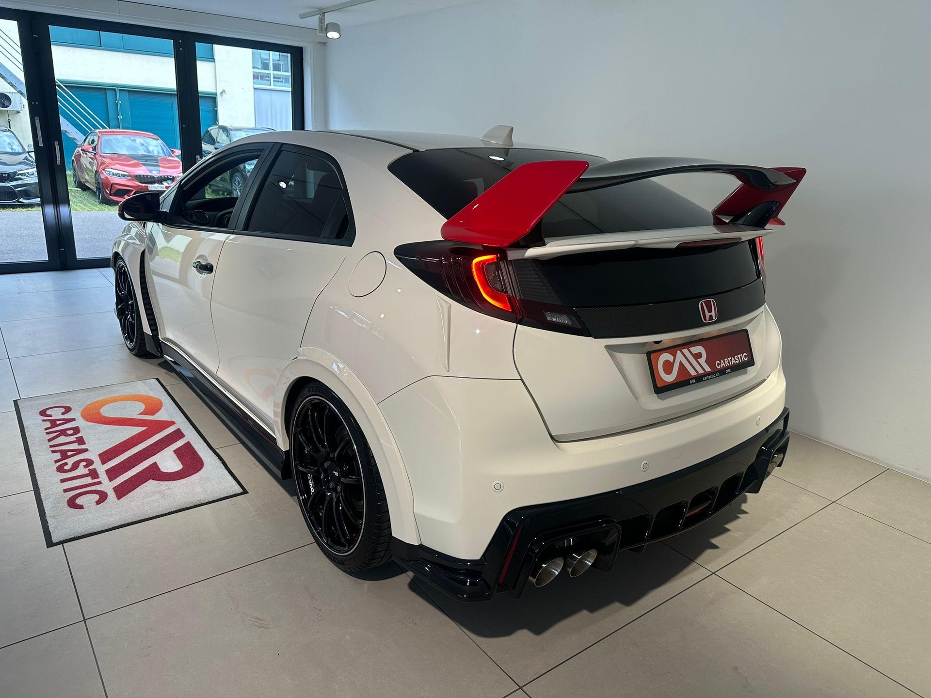HONDA Civic 2.0i-VTEC Type R-showroom-element-2