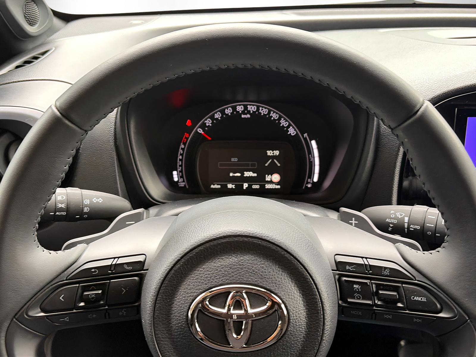 TOYOTA Aygo X 1.0 VVT-i JBL Edition-image-9