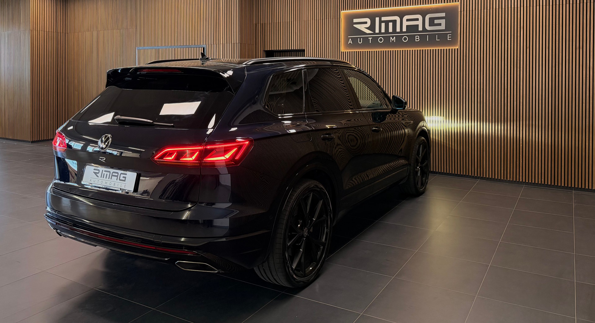 VW Touareg 3.0 TSI eHybrid R Tiptronic | Absolute Vollausstattung | 1. Hand | CH-Fzg. | CarVertical-image-8