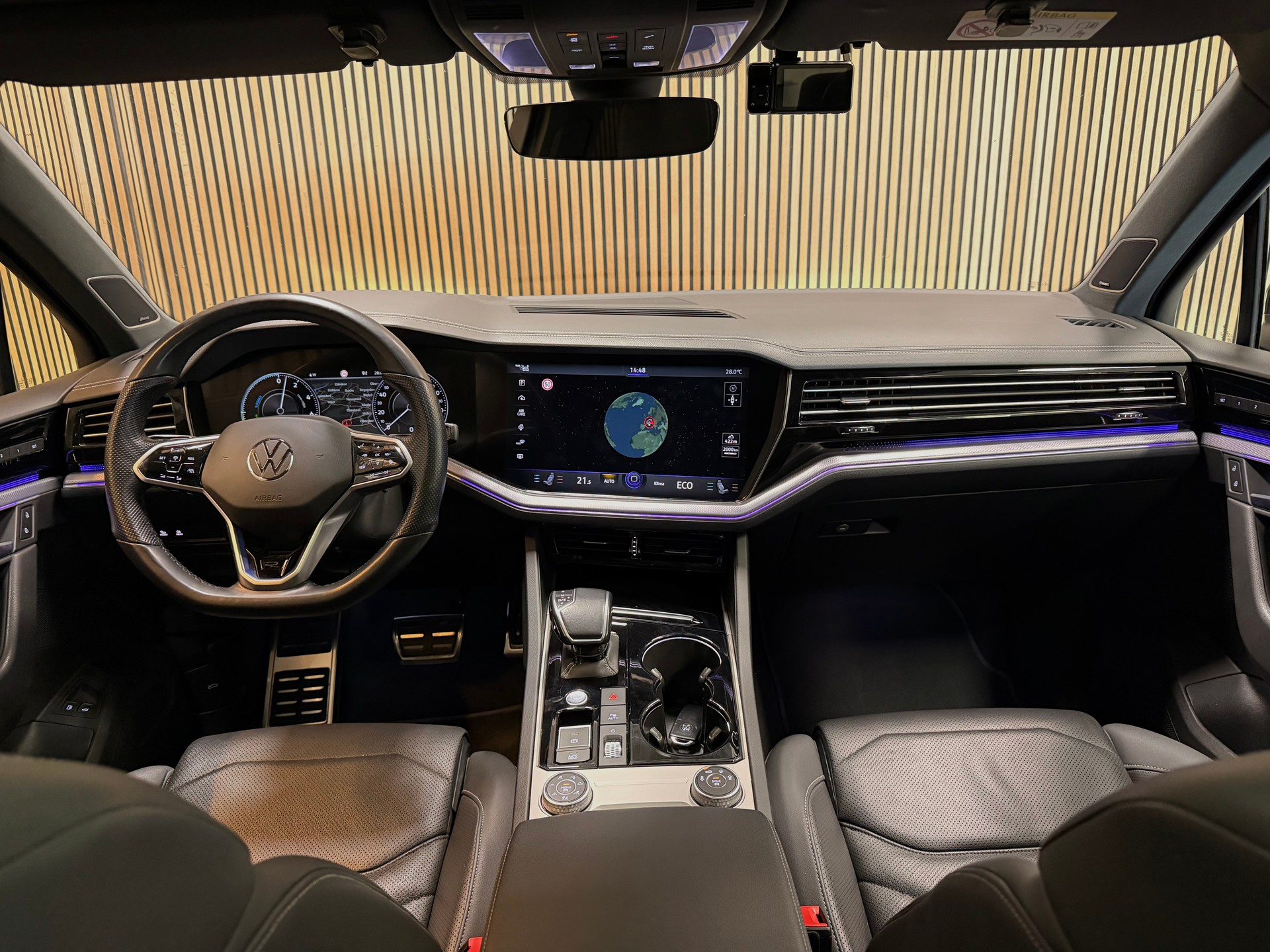 VW Touareg 3.0 TSI eHybrid R Tiptronic | Absolute Vollausstattung | 1. Hand | CH-Fzg. | CarVertical-image-20
