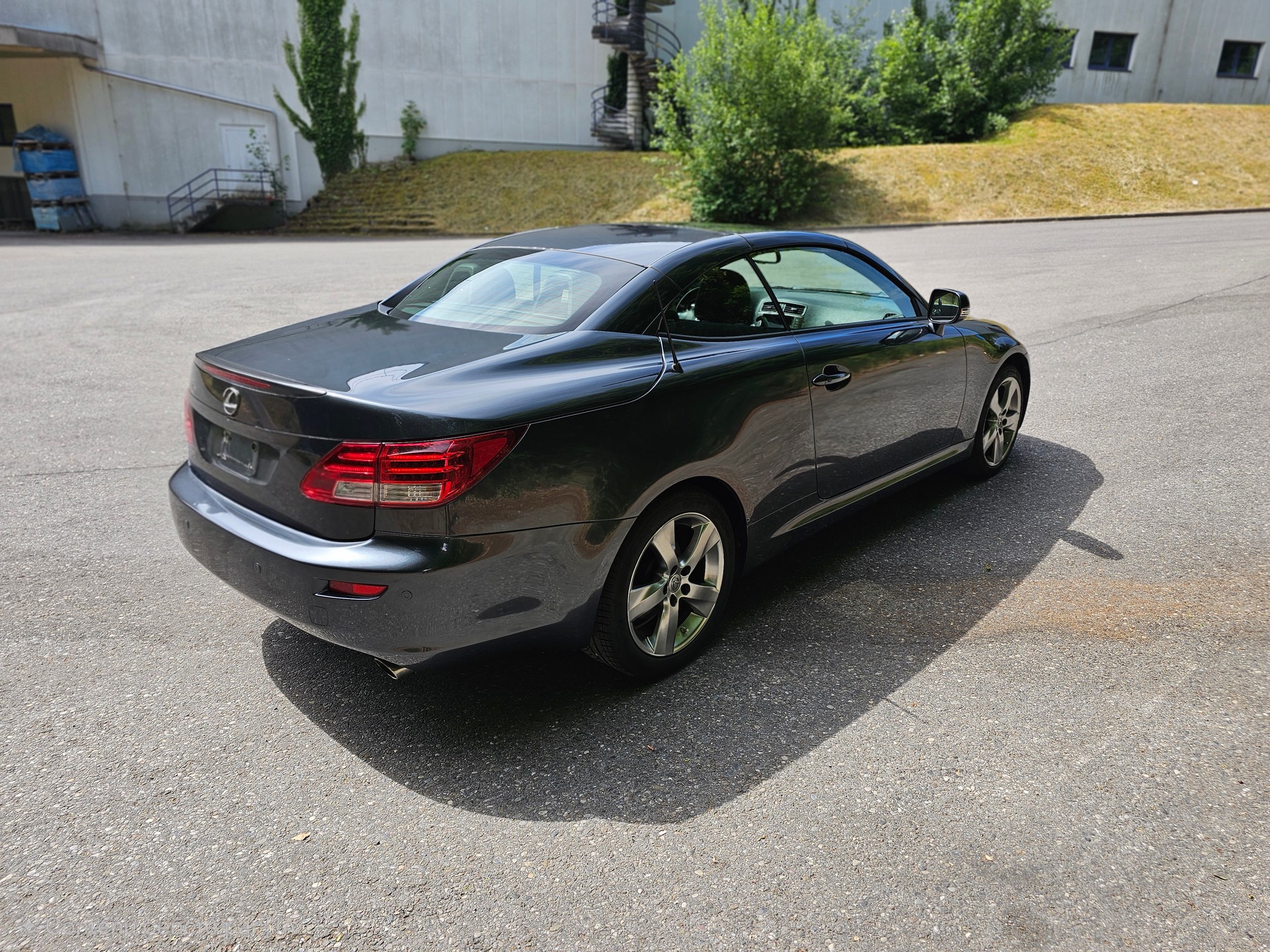 LEXUS IS 250C Edition-image-4