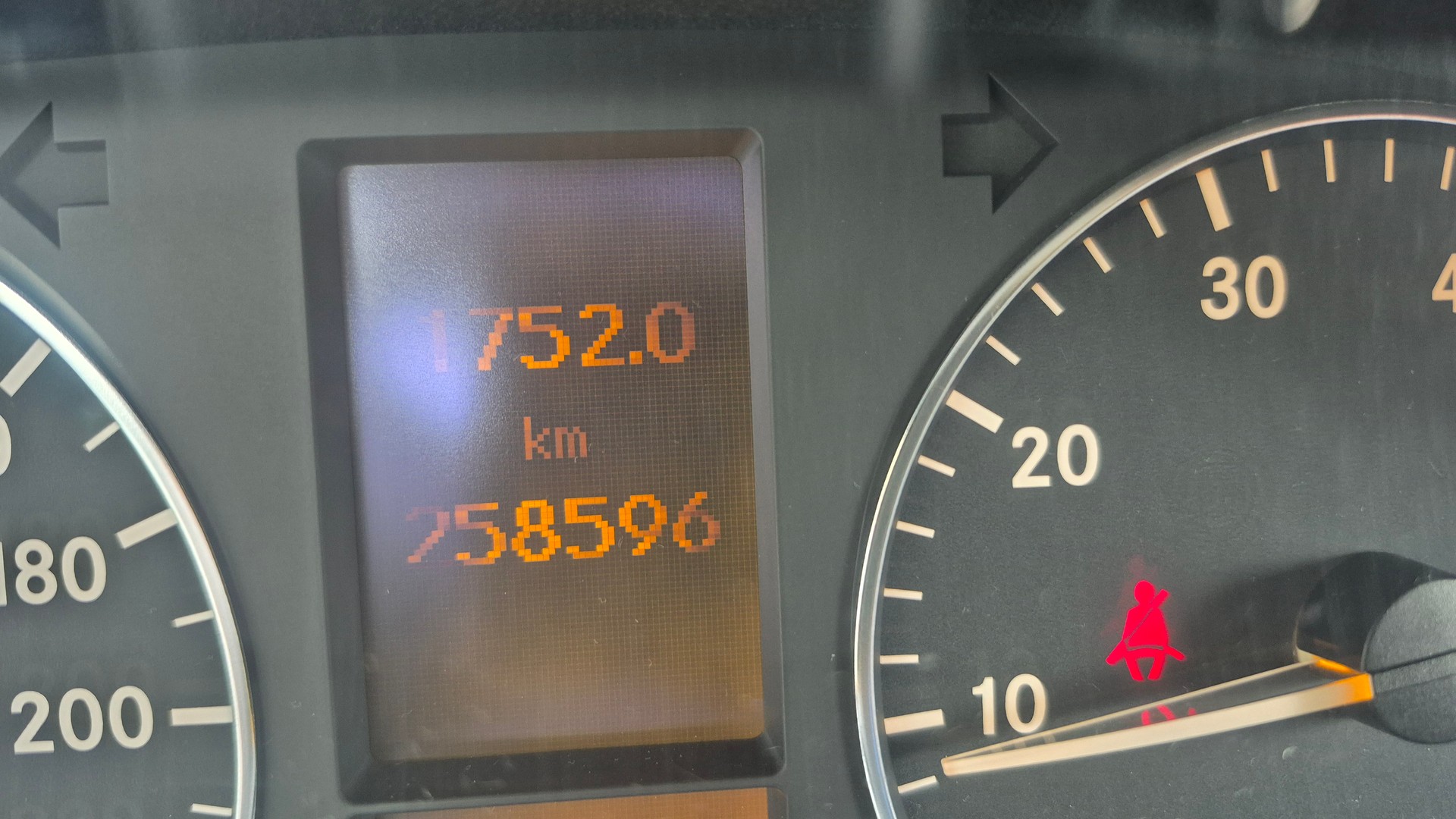 MERCEDES-BENZ A 150 Classic-image-9