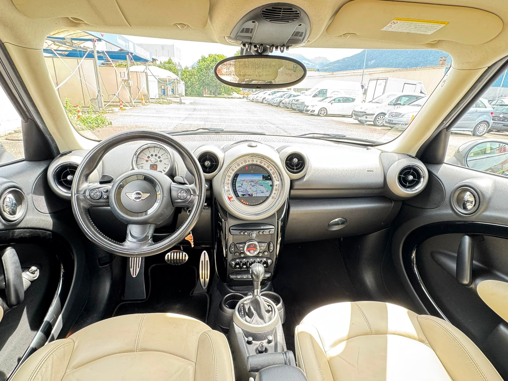 MINI Countryman Cooper S FWD Steptronic-image-8