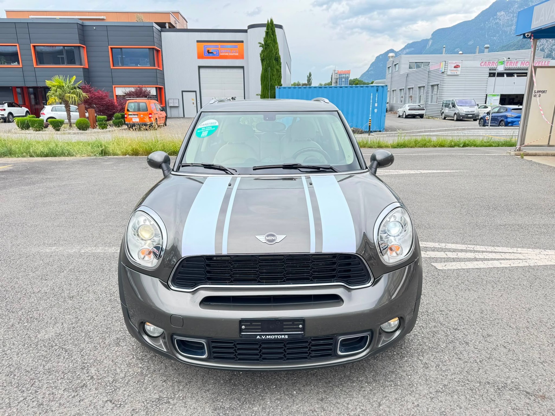 MINI Countryman Cooper S FWD Steptronic-image-2