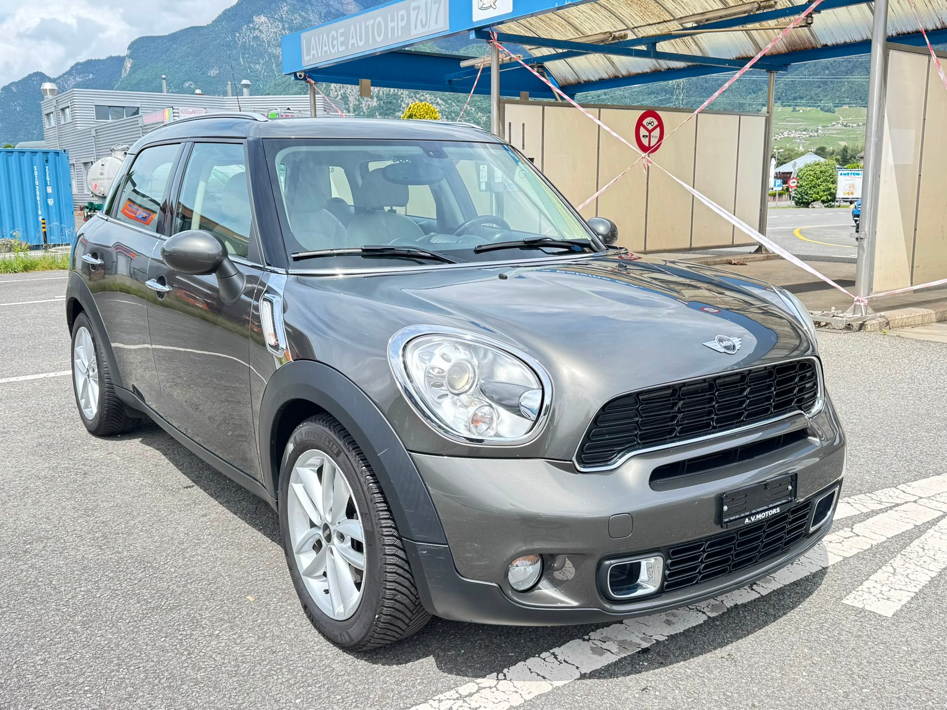 MINI Countryman Cooper S FWD Steptronic-image-1