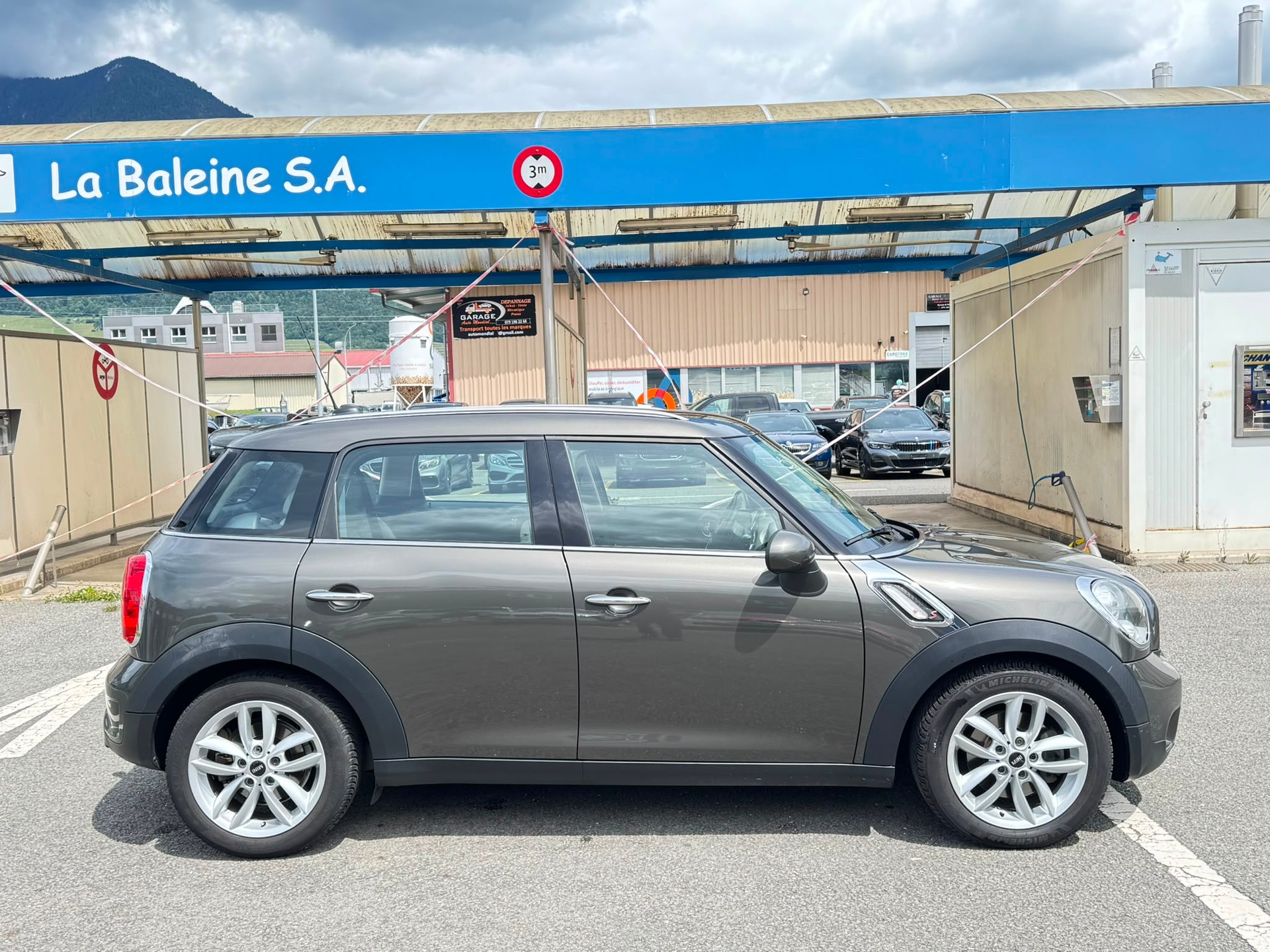 MINI Countryman Cooper S FWD Steptronic-image-6