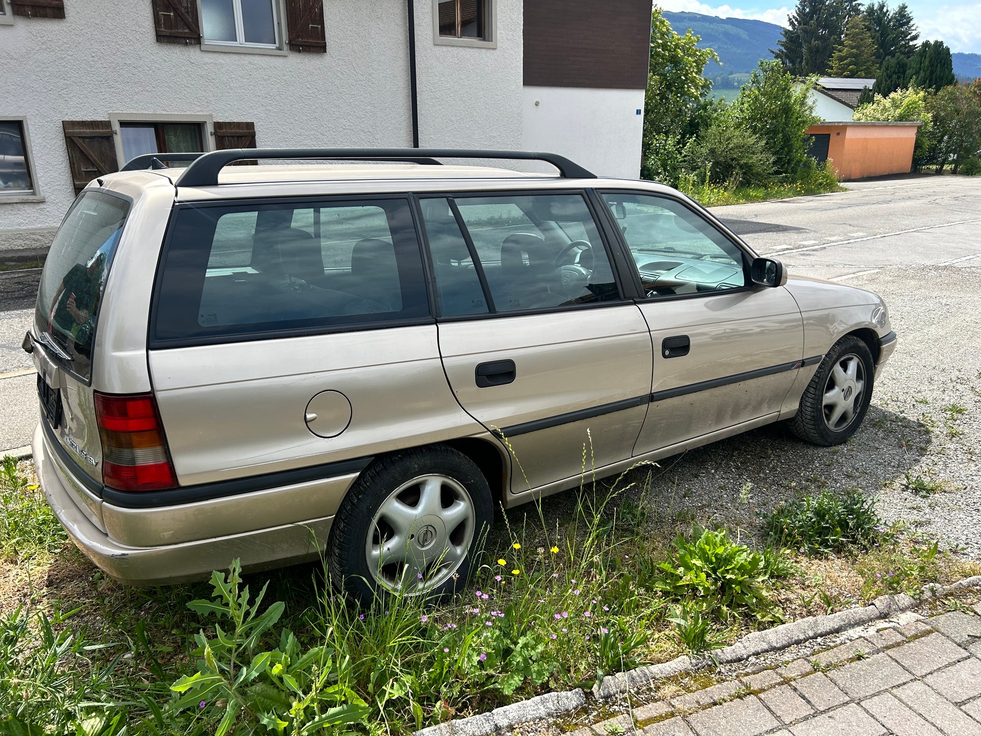 OPEL Astra Caravan 1.8i 16V Voyage-image-3