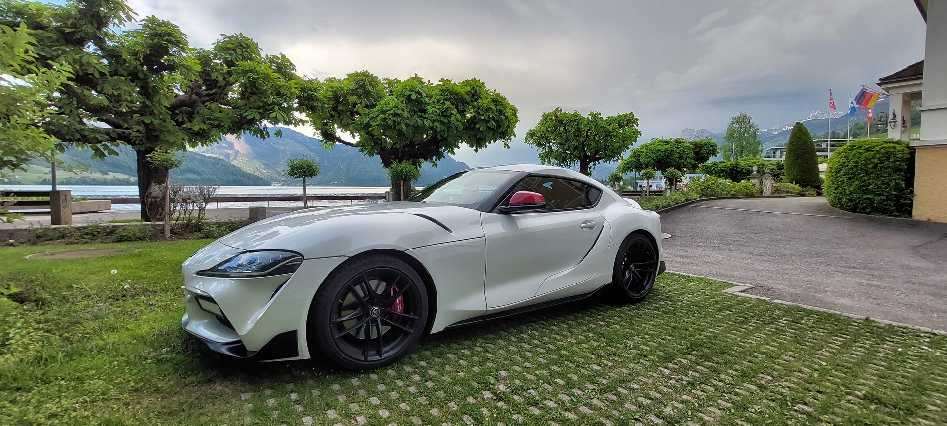 TOYOTA 2.0 T Limited Edition II-image-1