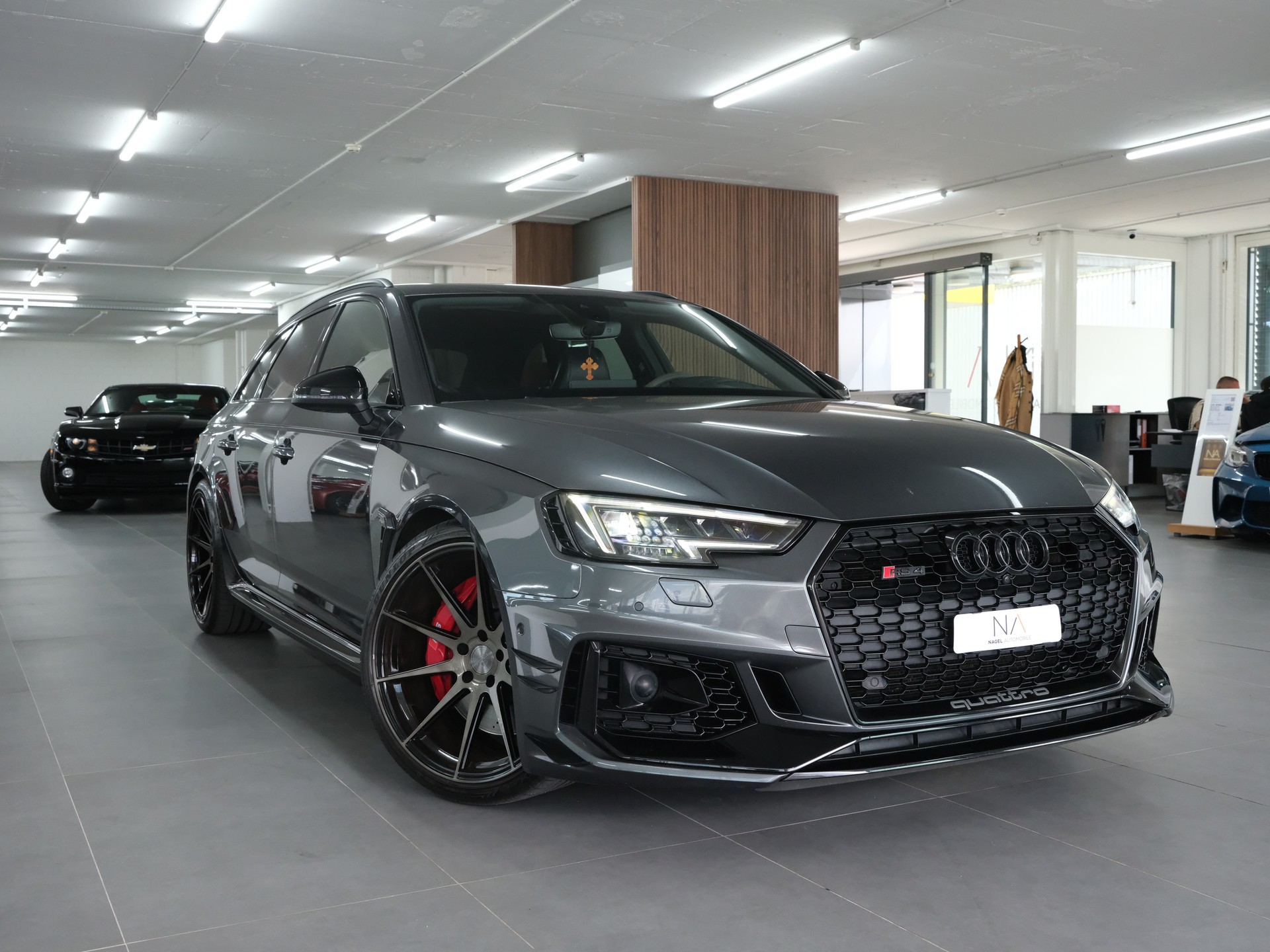 AUDI RS4 Avant 2.9 TFSI quattro tiptronic *Aversus Felgen* *RS-Performance* *360 Kamera*