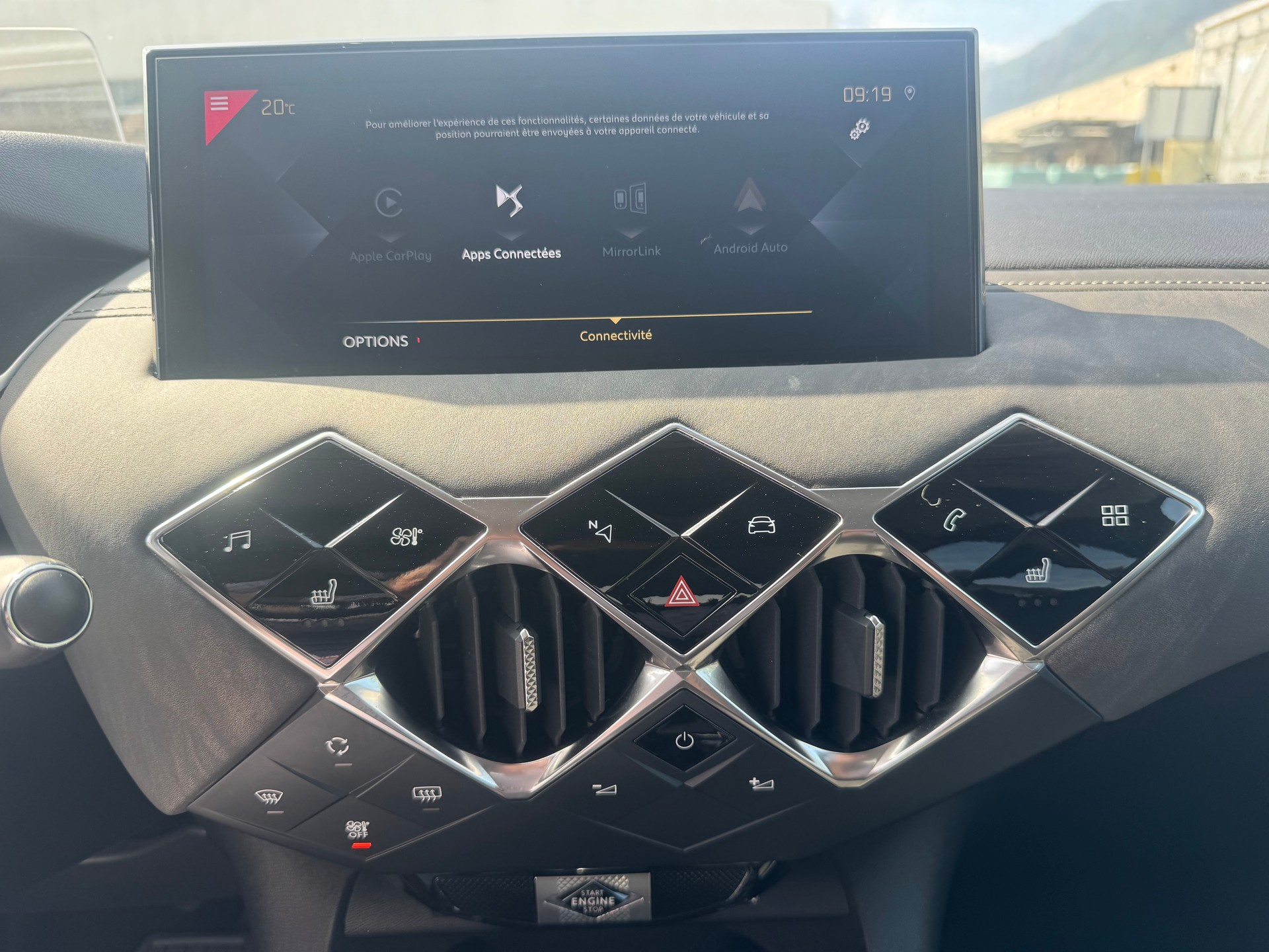 DS AUTOMOBILES DS 3 Crossback 1.2 PureTech SO Chic EAT8-image-20