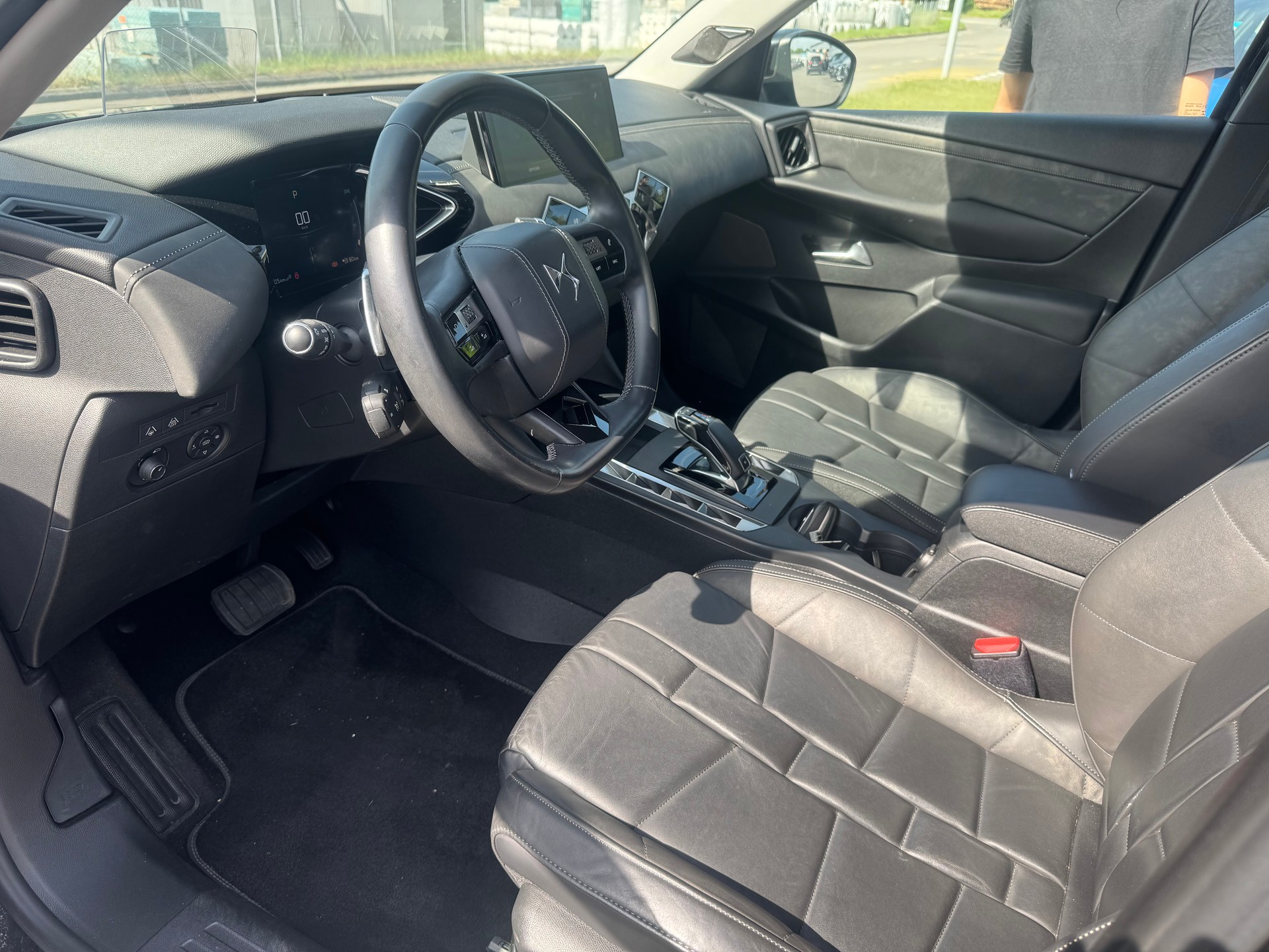 DS AUTOMOBILES DS 3 Crossback 1.2 PureTech SO Chic EAT8-image-14