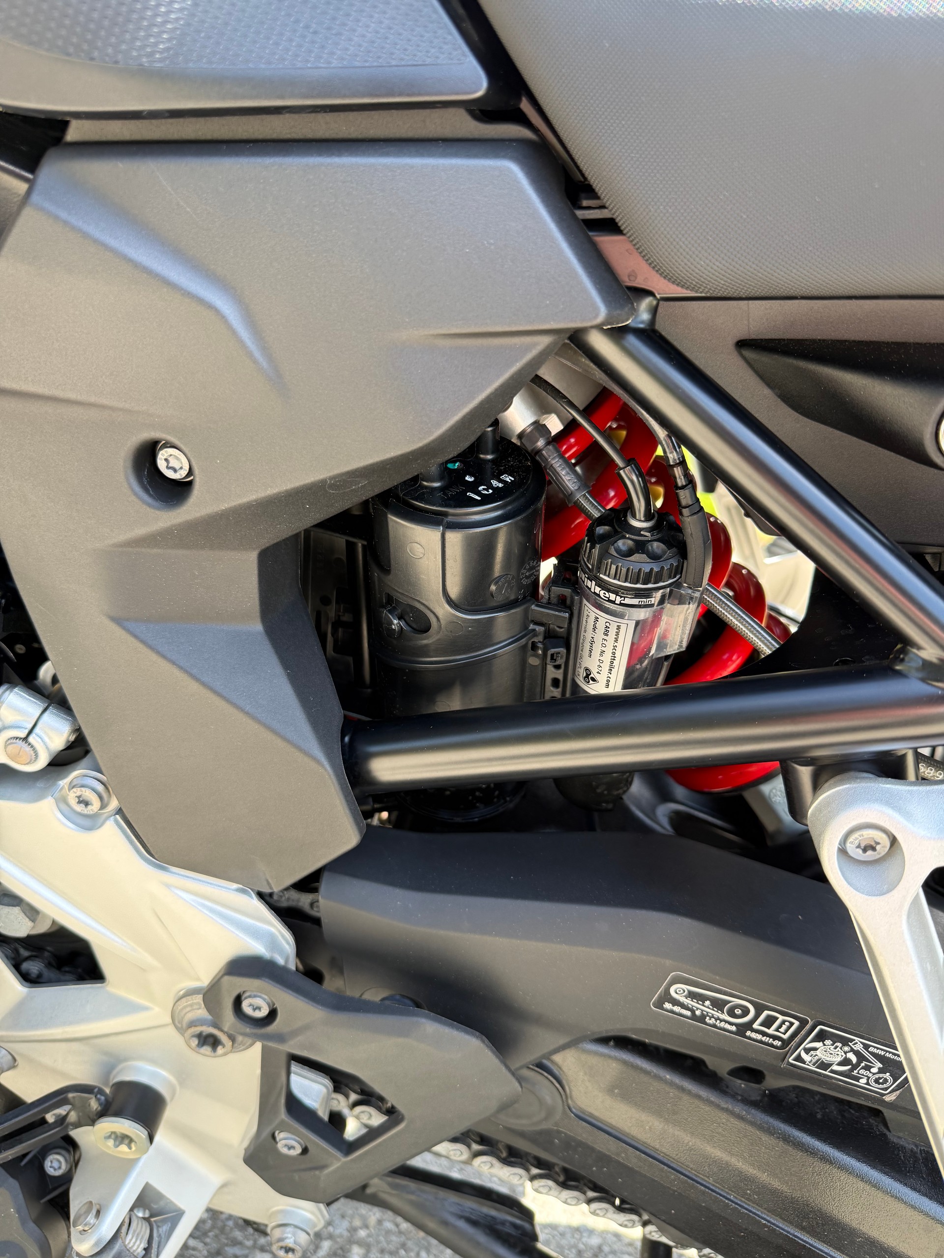 BMW F 750 GS ABS-image-9