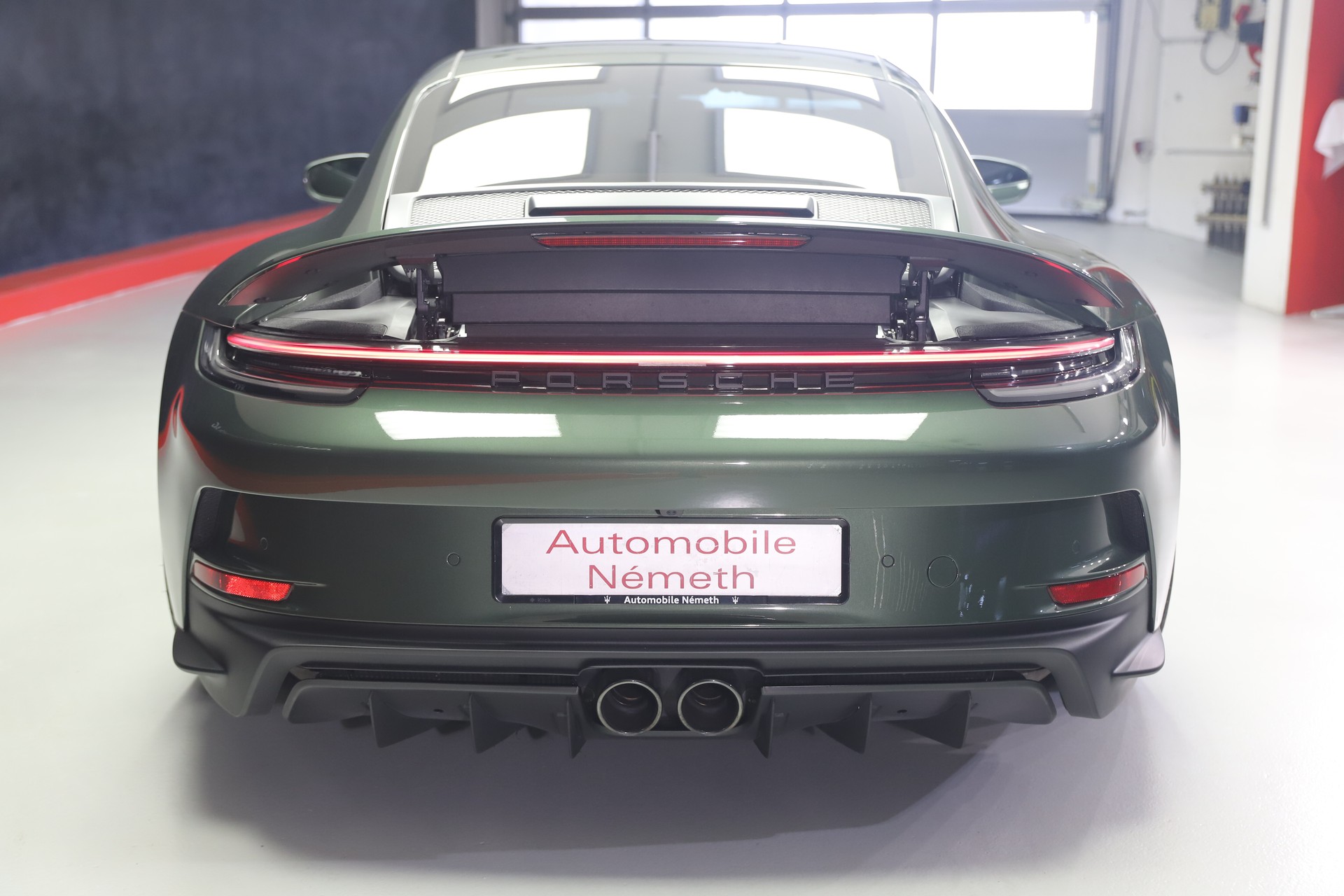 PORSCHE 911 GT3 Touring PDK-showroom-element-2
