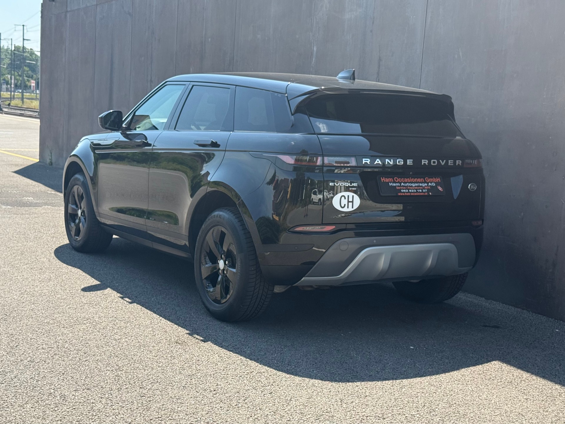 LAND ROVER Range Rover Evoque D AT9-showroom-element-2