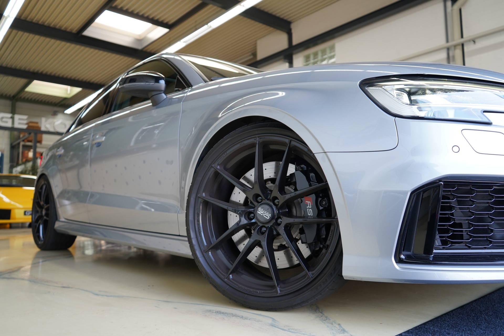 AUDI RS3 Limousine 2.5 TSI quattro S-tronic / APR 470Ps **-image-13