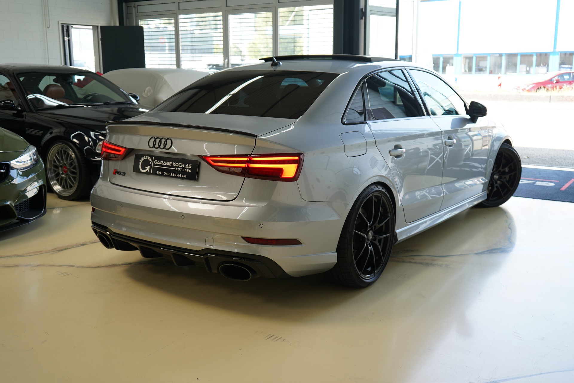 AUDI RS3 Limousine 2.5 TSI quattro S-tronic / APR 470Ps **-image-8