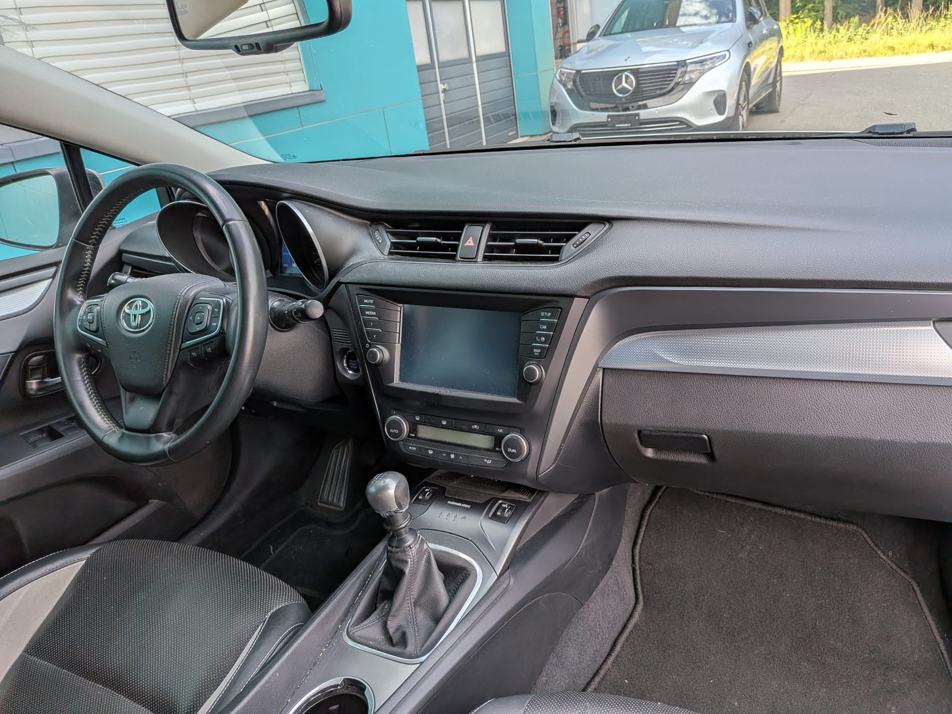 TOYOTA Avensis Touring Sports 2.0 D-4D Sol Premium-image-7