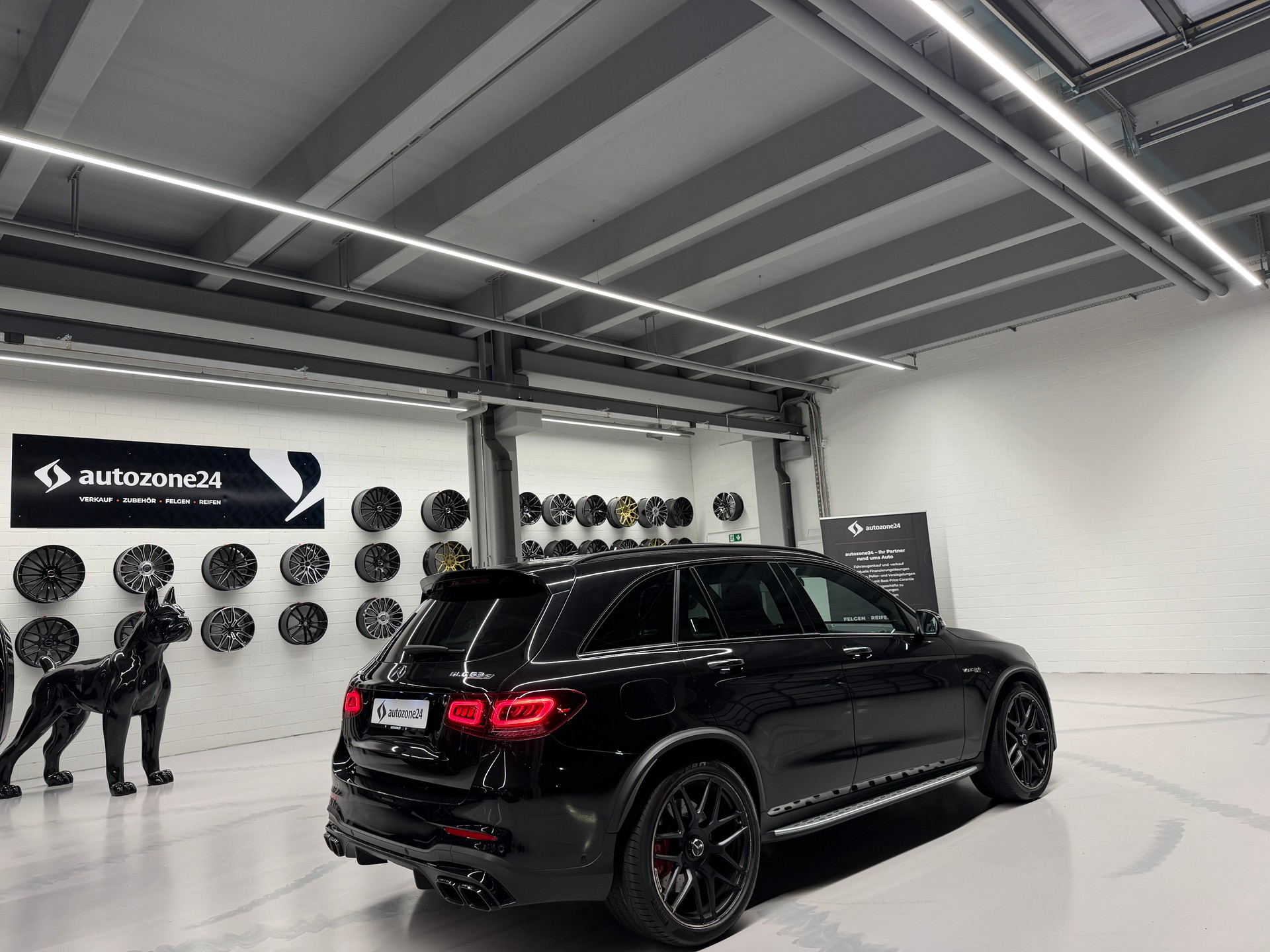 MERCEDES-BENZ GLC 63 S AMG 4m+ *CH-Auto*Gratis Service*Garantie*Top Ausstattung*AMG Performance Sitze High End*-image-10